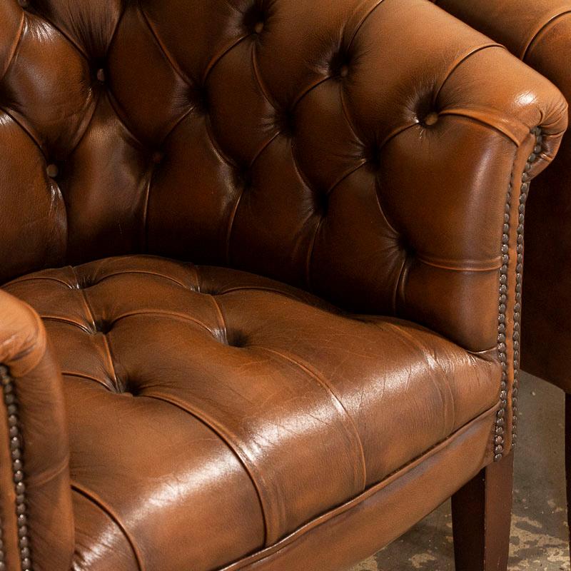 Vintage Leder Chesterfield Club Stühle:: Satz von 2 (20. Jahrhundert)