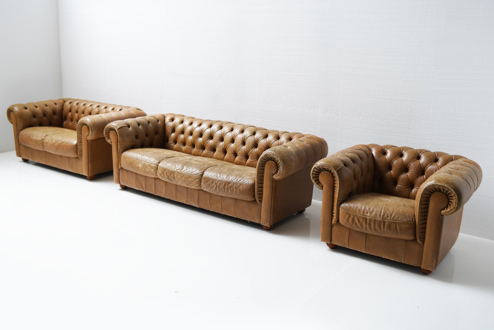 Vintage Leather Chesterfield Set 1991 by Natuzzi, Italy 5