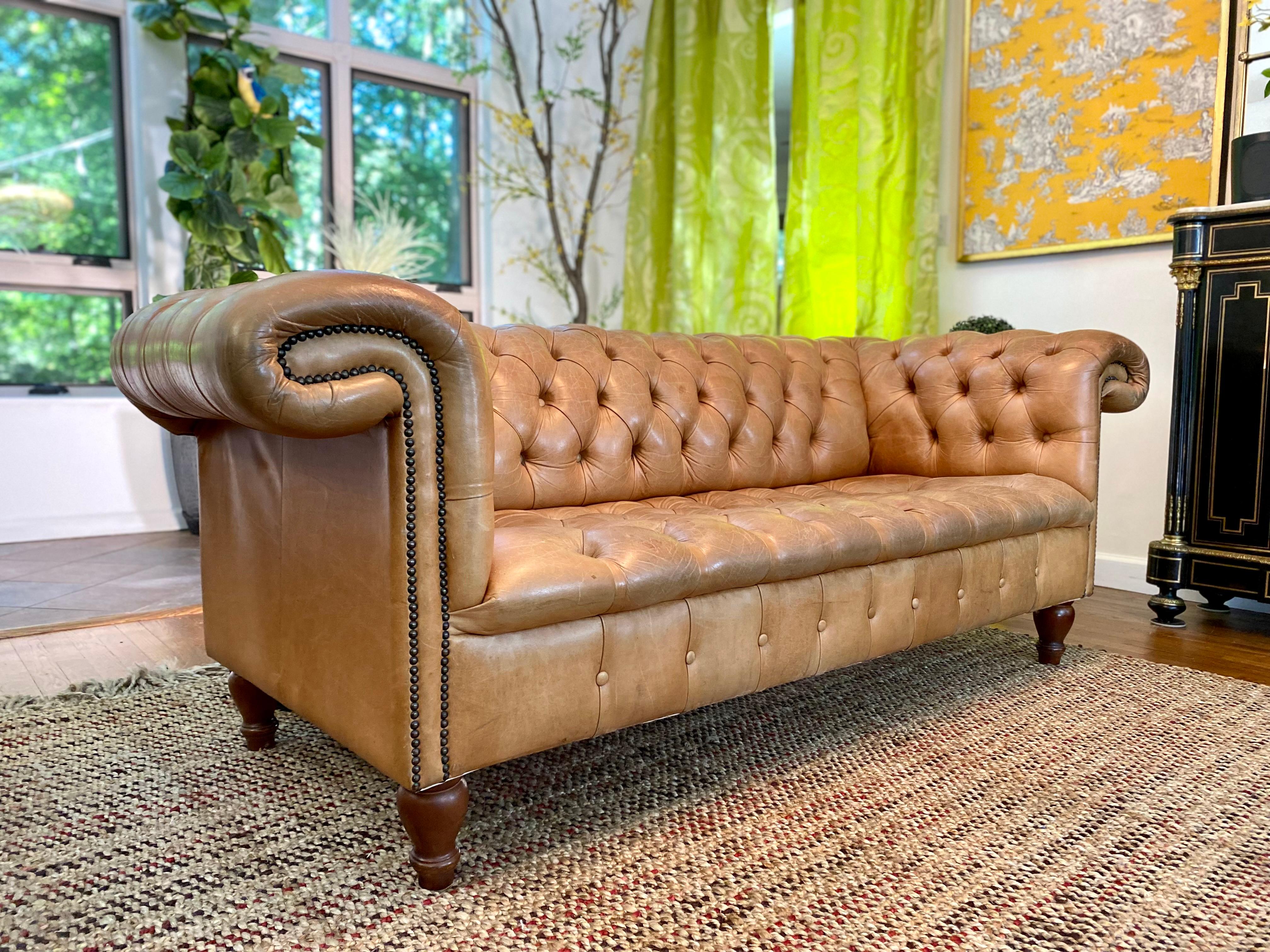 Late 20th Century Vintage Leather Chesterfield Sofa For Sale