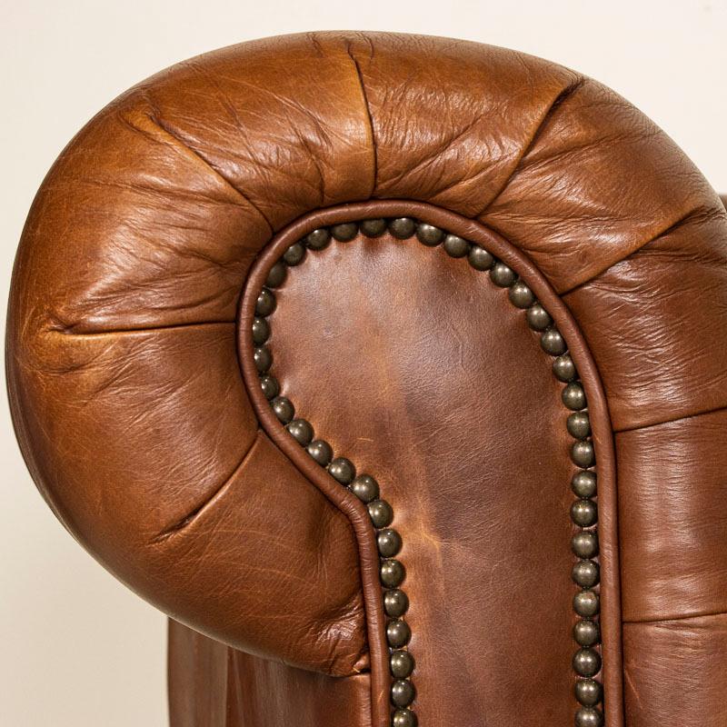 Vintage Leather Chesterfield Sofa from England on Castors In Good Condition In Round Top, TX