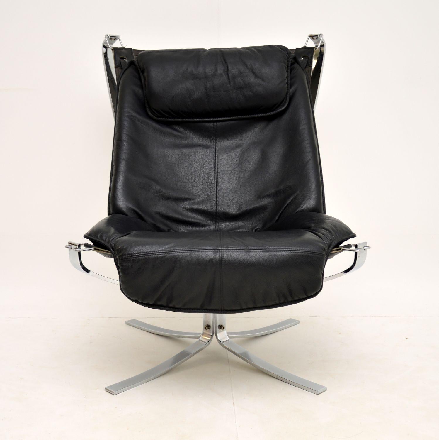 A stunning and top quality vintage Falcon chair, beautifully made from chromed steel and leather. Originally designed by Sigurd Ressell and produced by Vatne Mobler in Norway, this is a later production and dates from the late 20th century.

It is