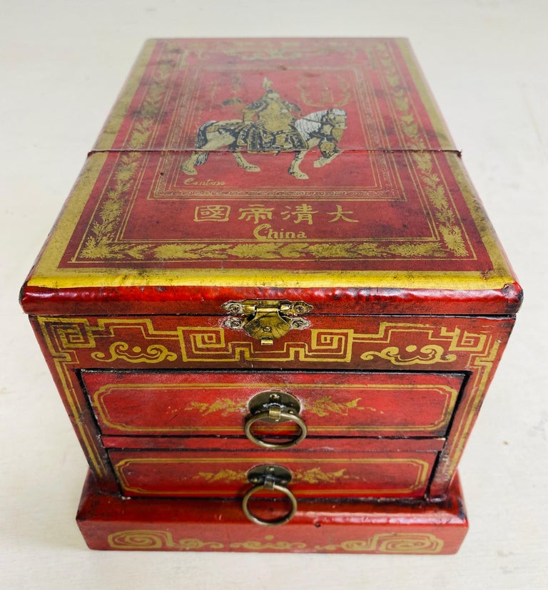 Vintage leather clad hand painted Chinese dresser box. For Sale at 1stDibs