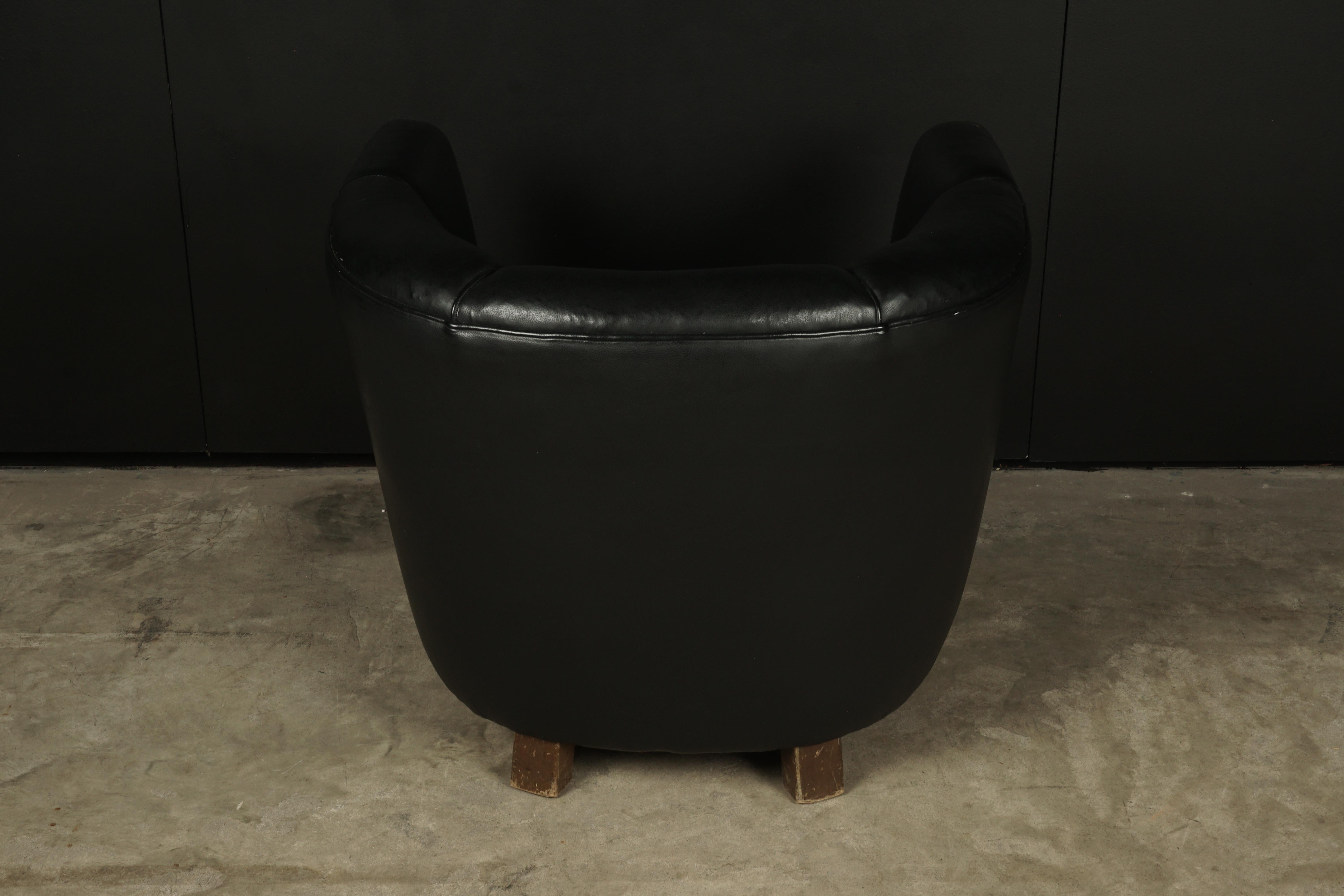 Mid-20th Century Vintage Leather Club Chair from Denmark, circa 1950