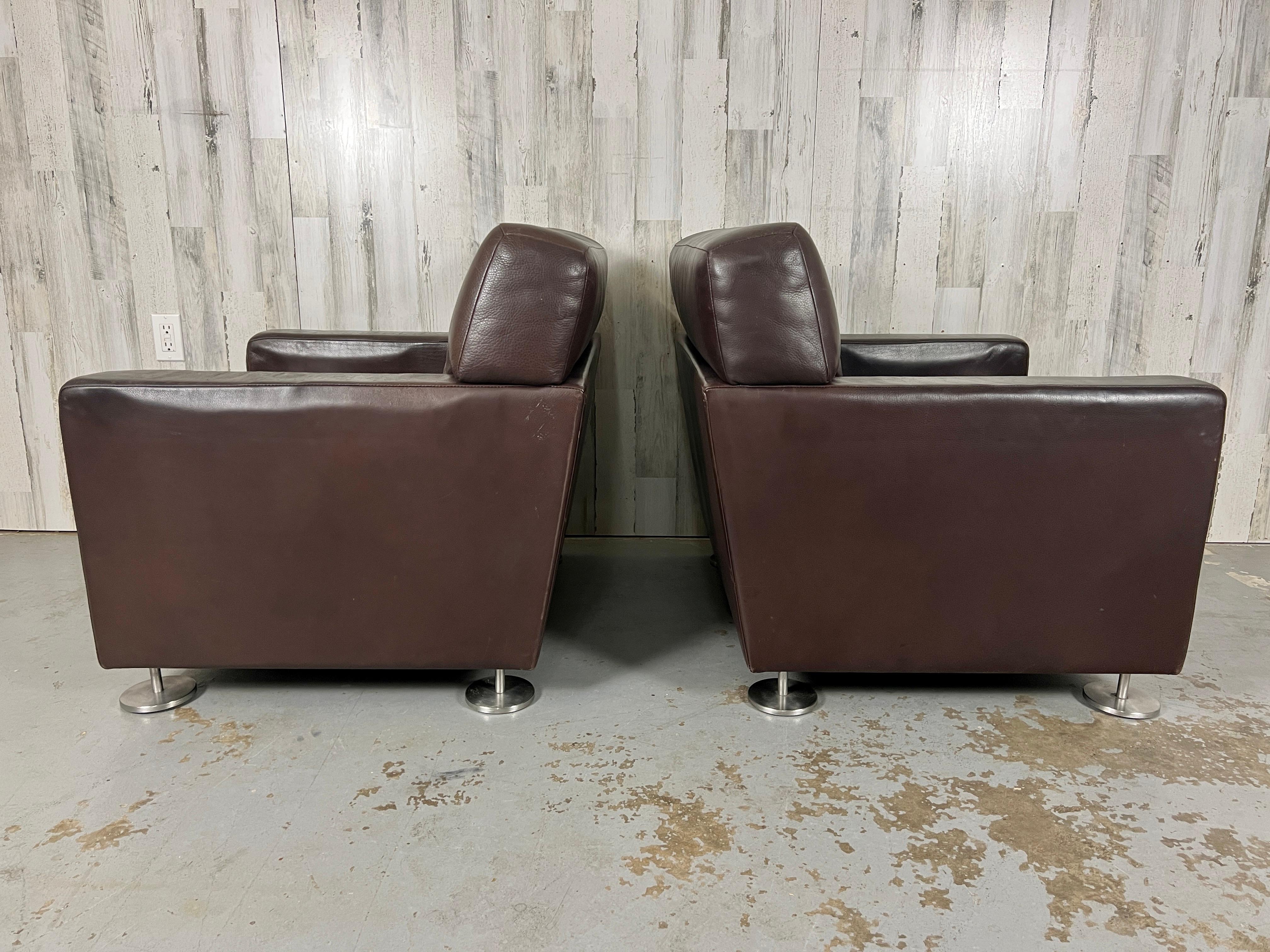 20th Century Vintage Leather Club Chairs with Steel Pod Legs for Neinkamper  For Sale