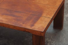 Mesa baja vintage de cuero procedente de Francia, circa 1970