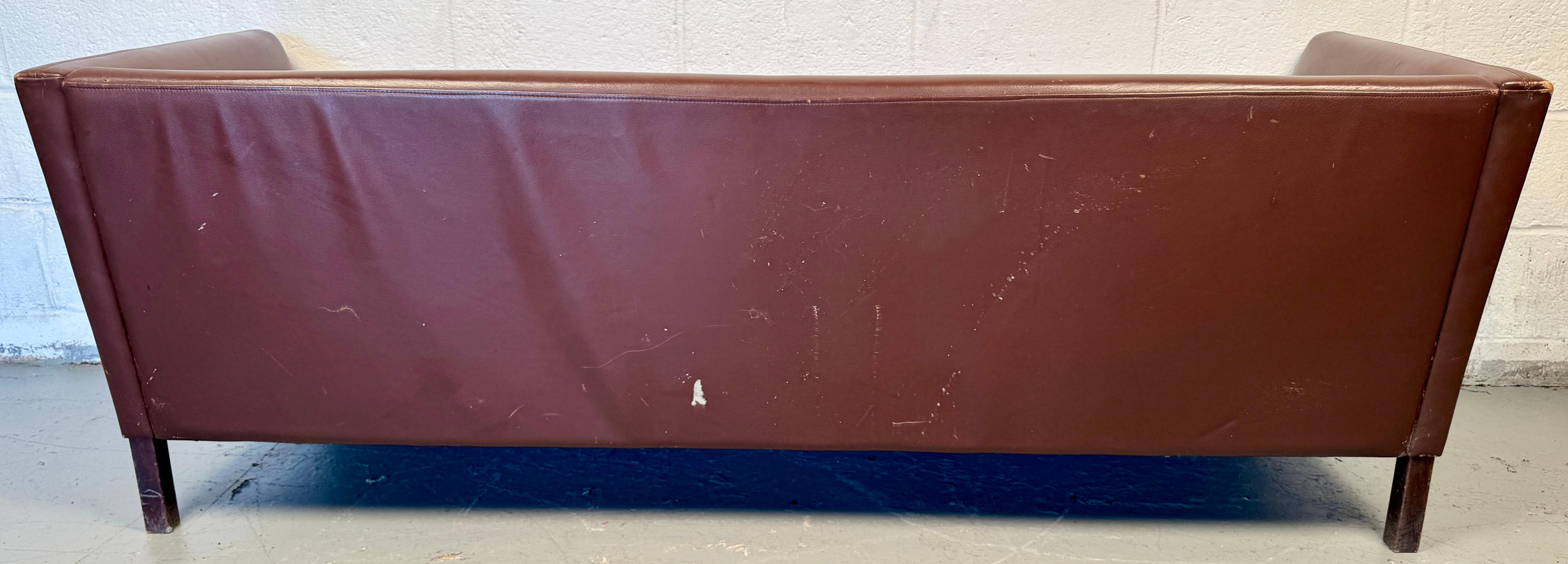 Vintage Leather Couch by Faarup Mobelfabrik For Sale 7