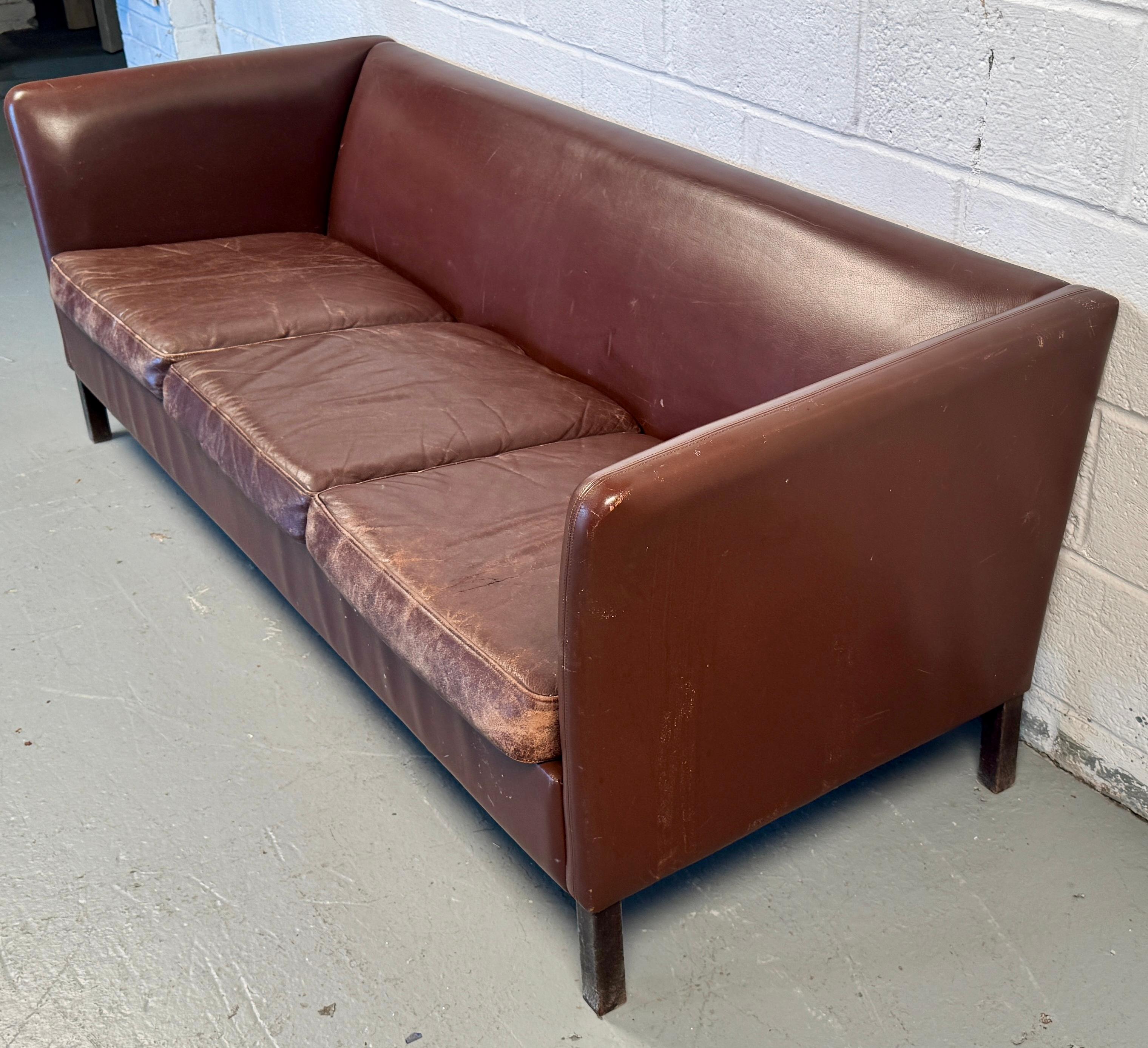 20th Century Vintage Leather Couch by Faarup Mobelfabrik For Sale