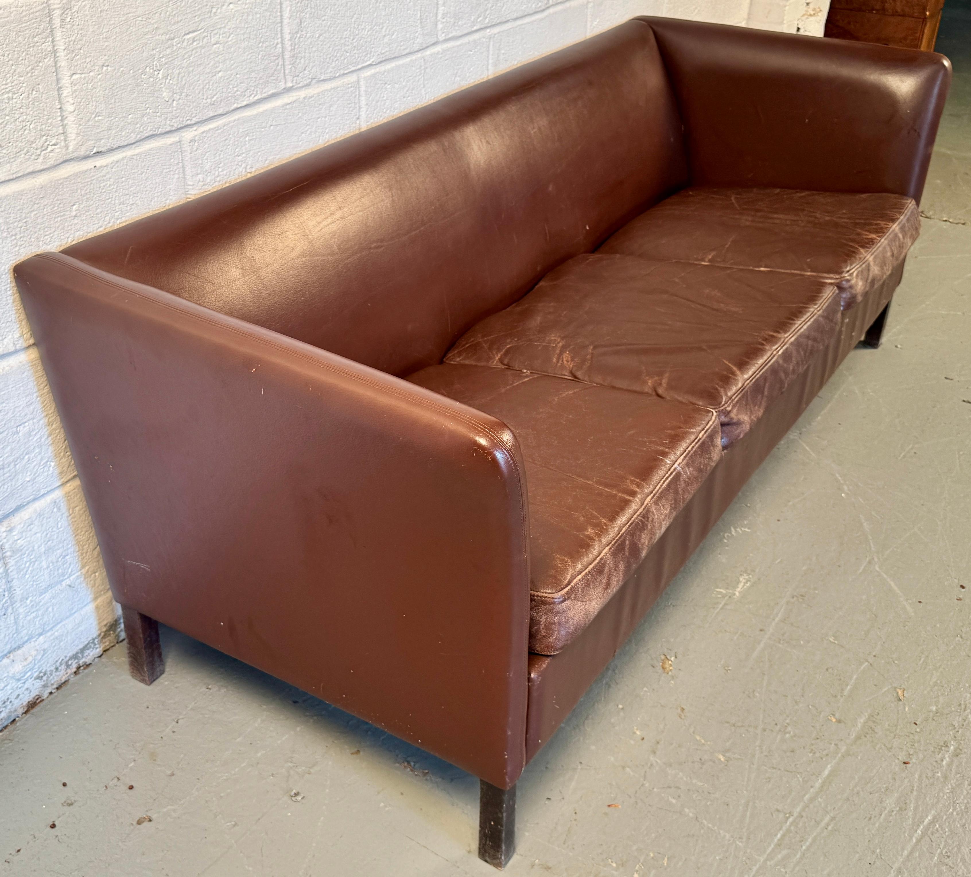 Vintage Leather Couch by Faarup Mobelfabrik For Sale 1