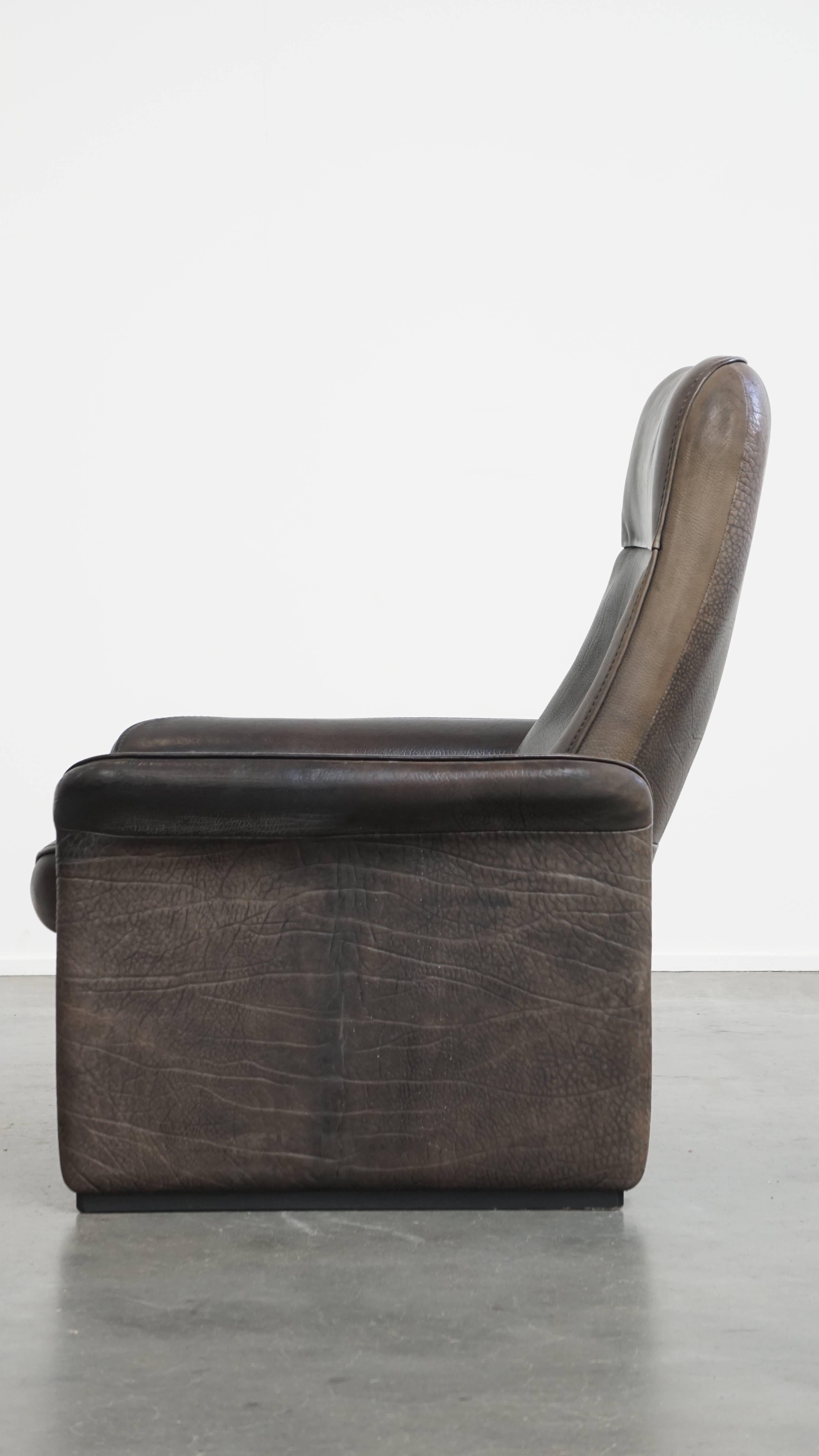 20ième siècle Fauteuil vintage en cuir par De Sede, modèle DS50 en vente