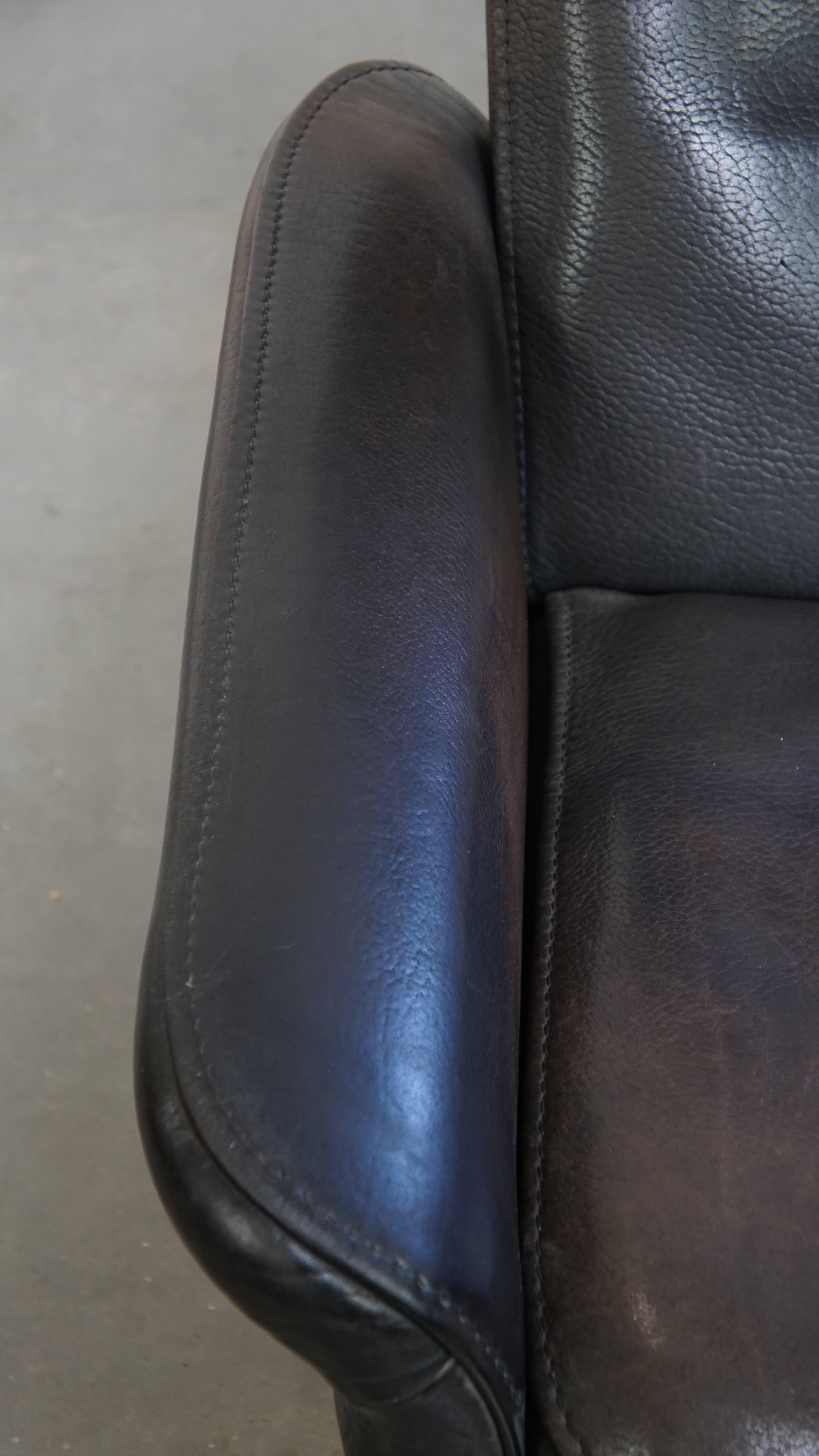 Fauteuil vintage en cuir par De Sede, modèle DS50 en vente 1