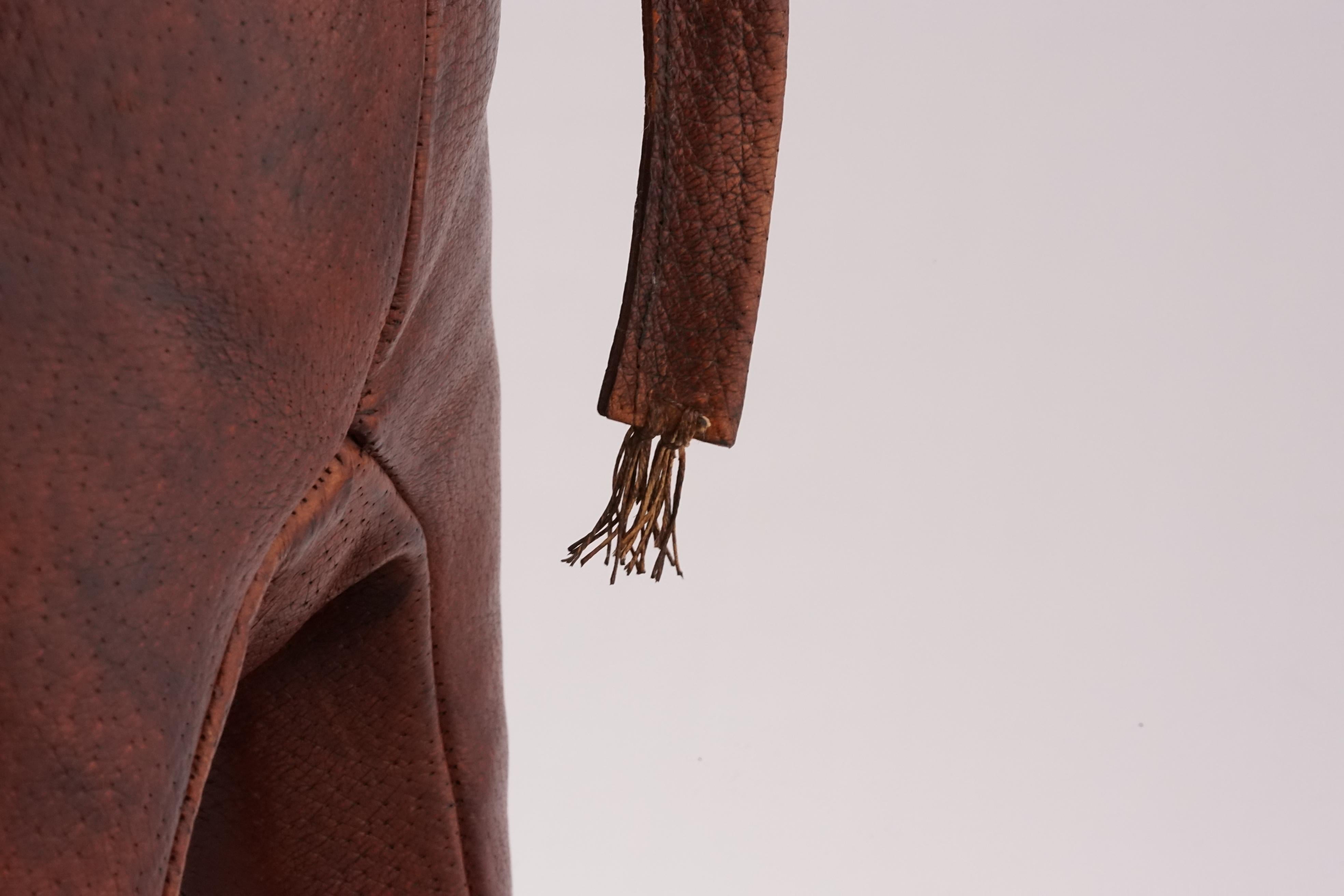 Vintage-Hocker aus Leder mit Elefanten-/Fuß von Dimitri Omersa im Angebot 4