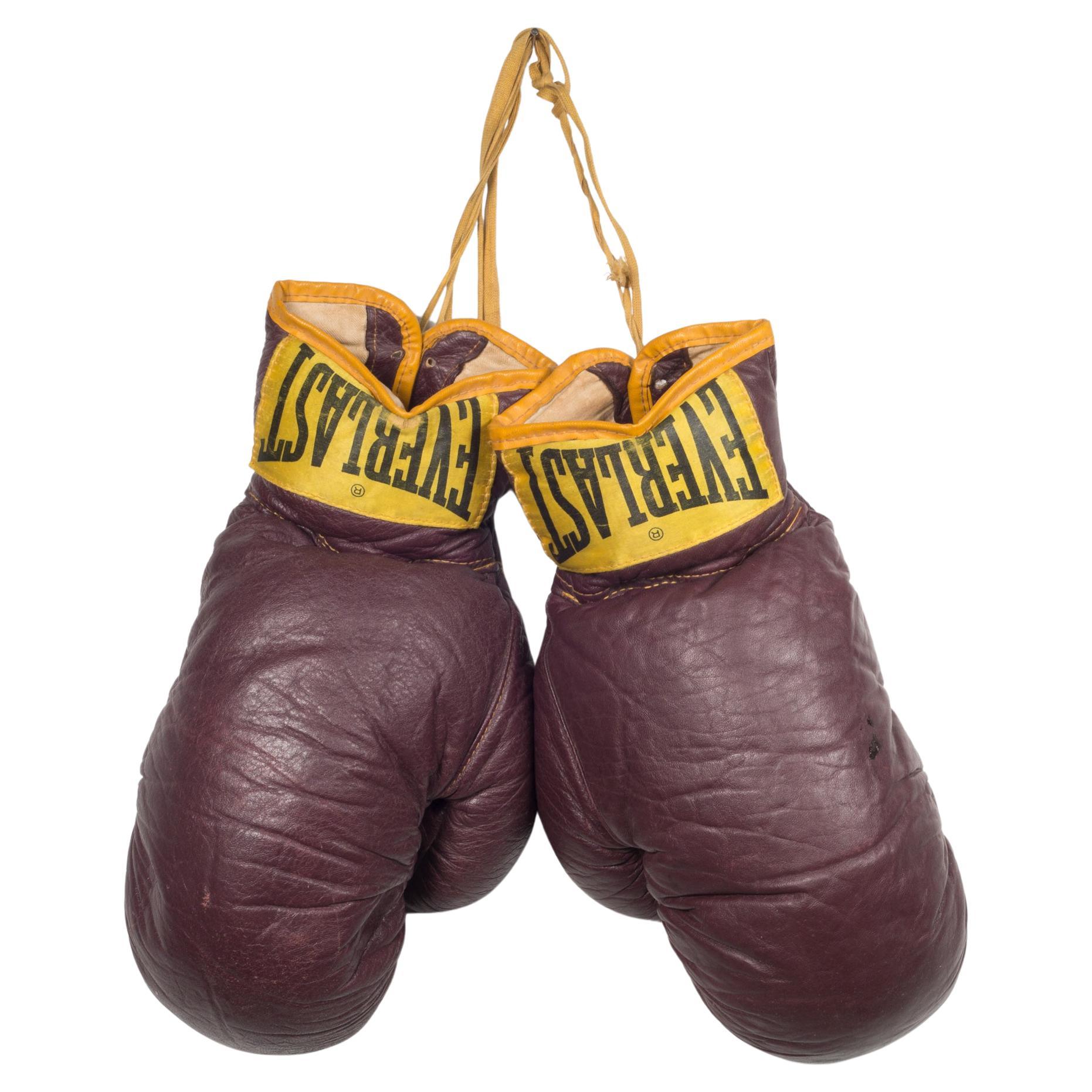 Vintage Leather Everlast Boxing Gloves, circa 1960s at 1stDibs vintage everlast boxing gloves, vintage brown boxing gloves, everlast old school bag gloves