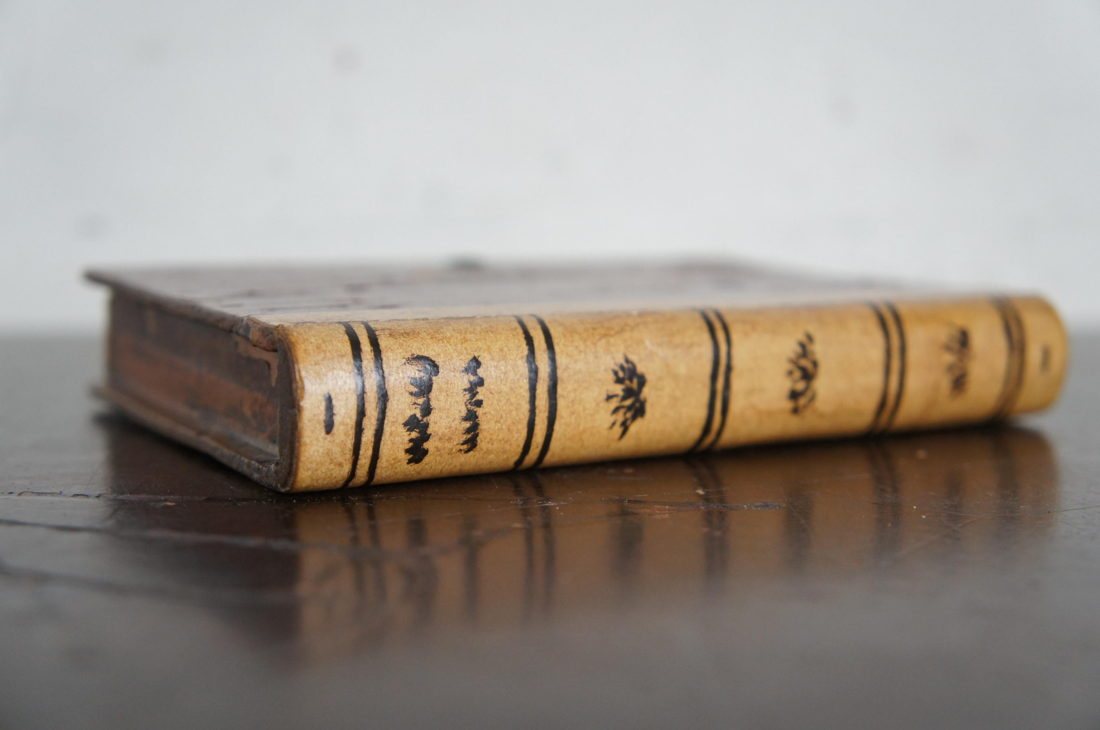 Vintage Leather Faux False Book Keepsake Cigarette Box Marbled Edges 2