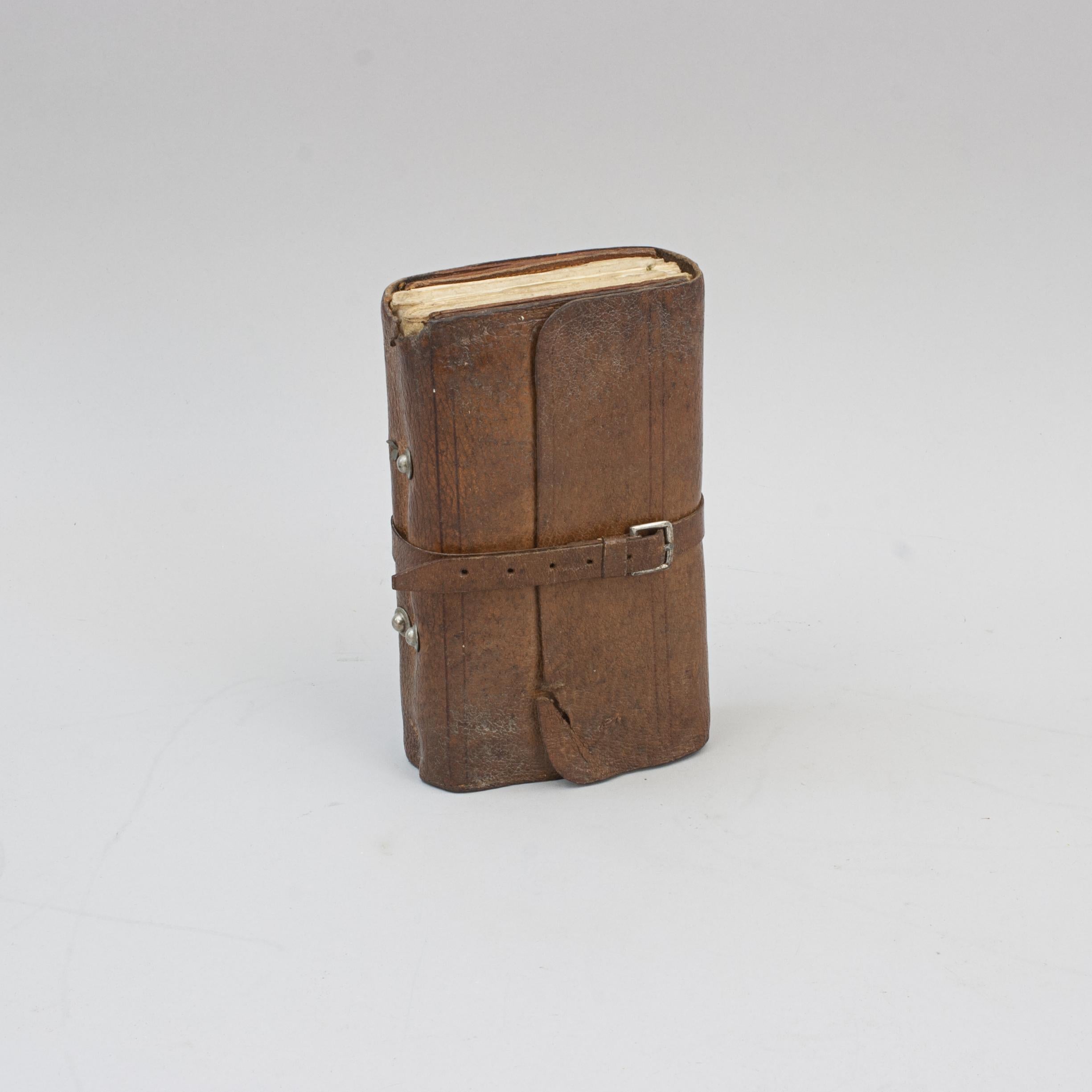 Early 20th Century Vintage Leather Fly Fishing Wallet For Sale