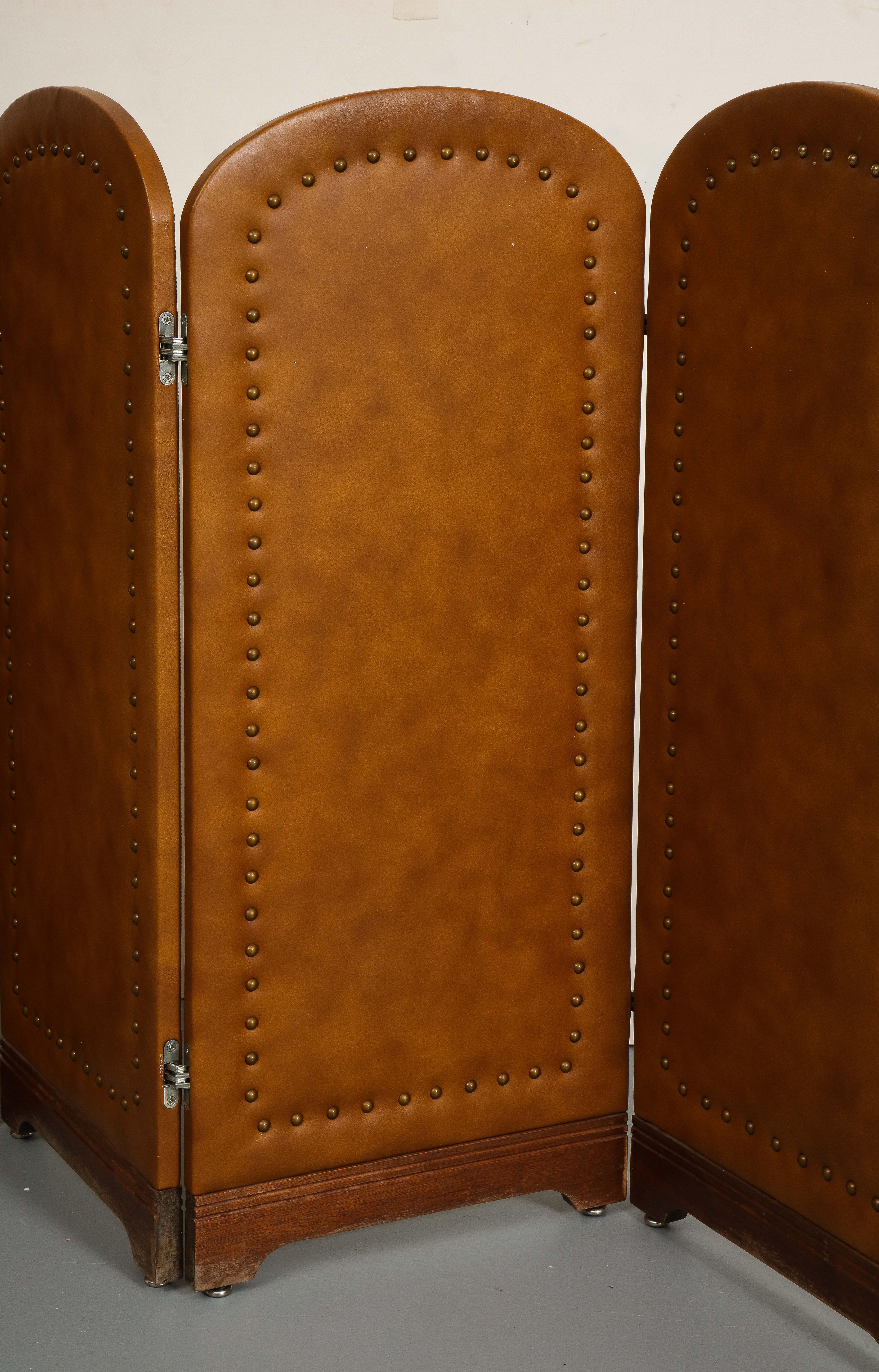 Vintage Leather Folding Screen with 5 Panels, C. 1960 For Sale 4