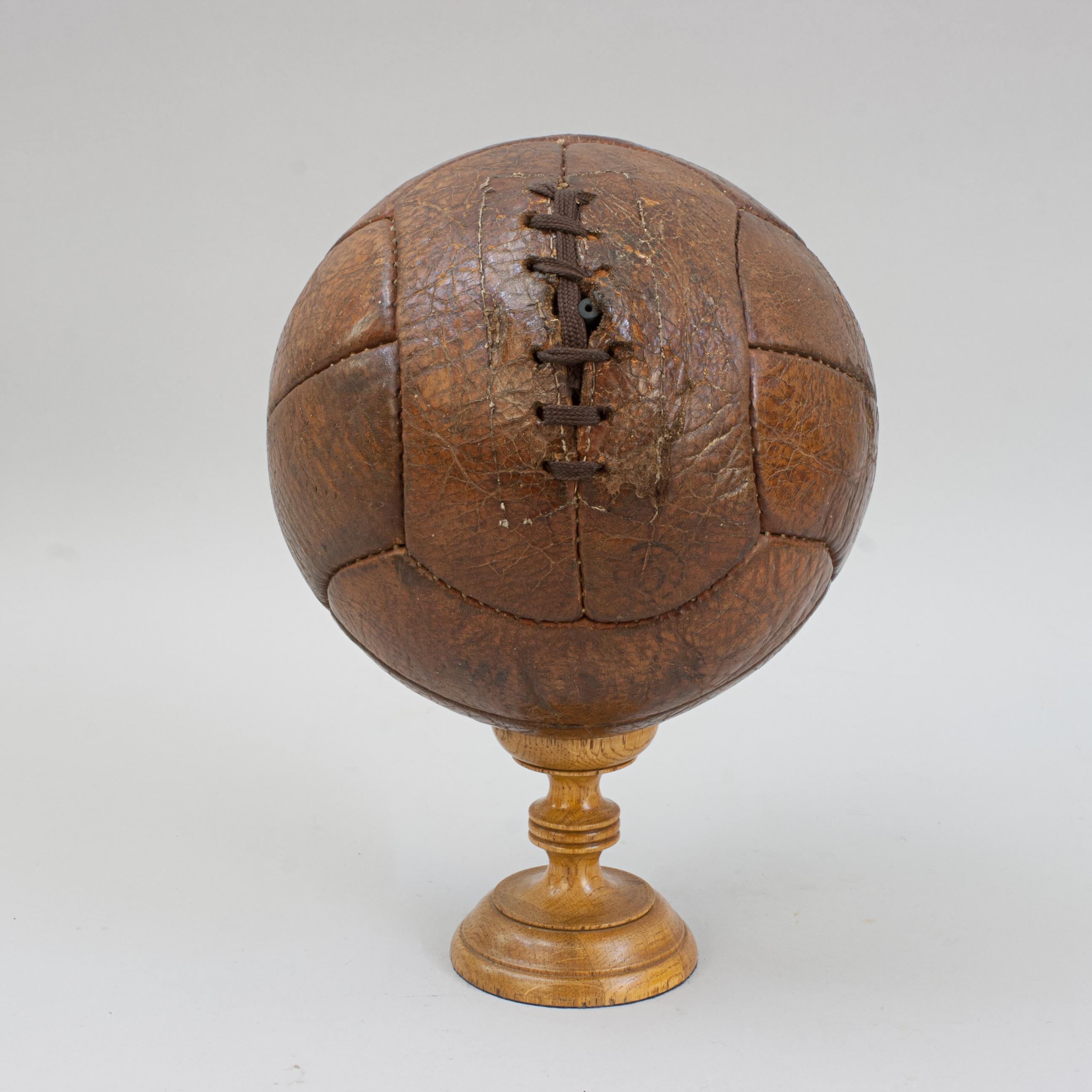 Vintage Leder Fußball im Angebot 3