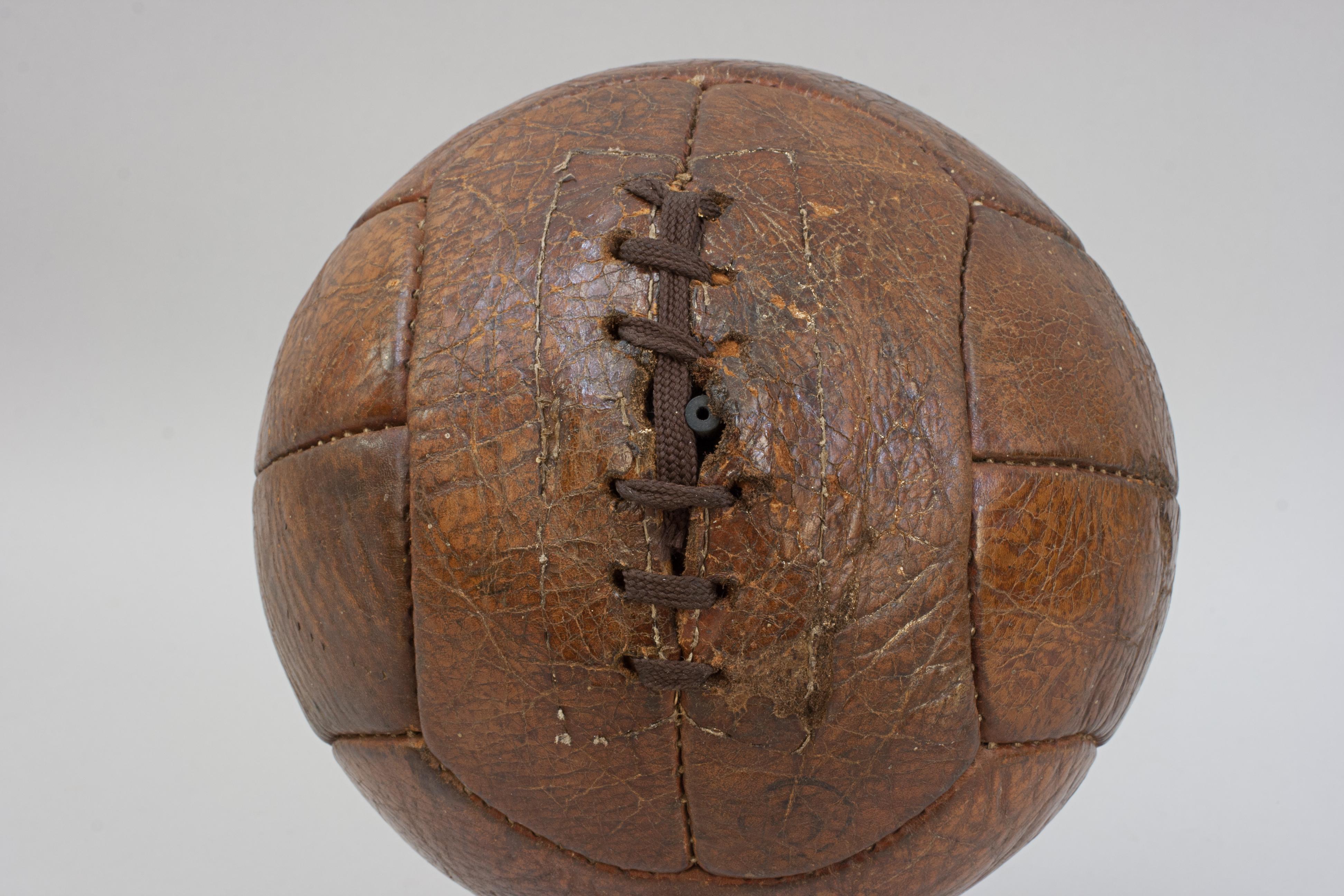 Vintage Leder Fußball im Angebot 4