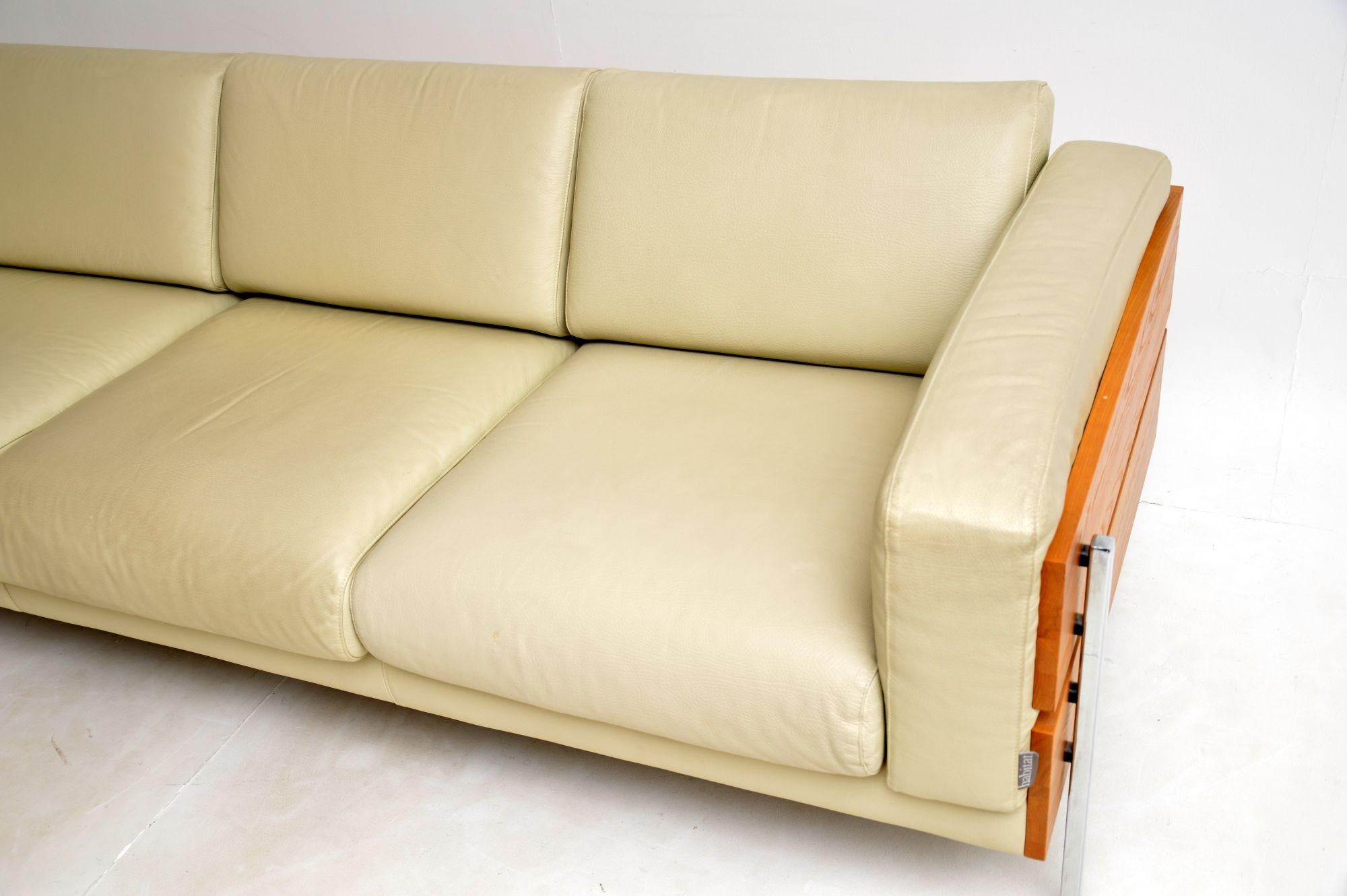 Vintage Leather Forum Sofa by Robin Day for Habitat 1