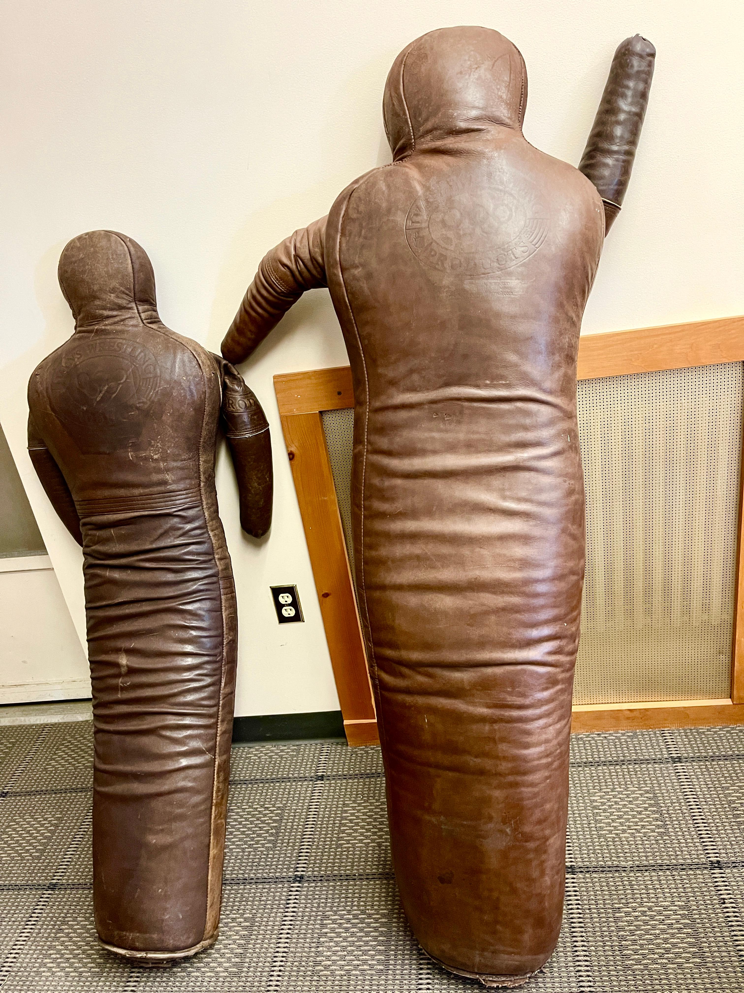 Vintage Leder Gymnasium Dummies aus Leder im Zustand „Gut“ im Angebot in Hanover, MA