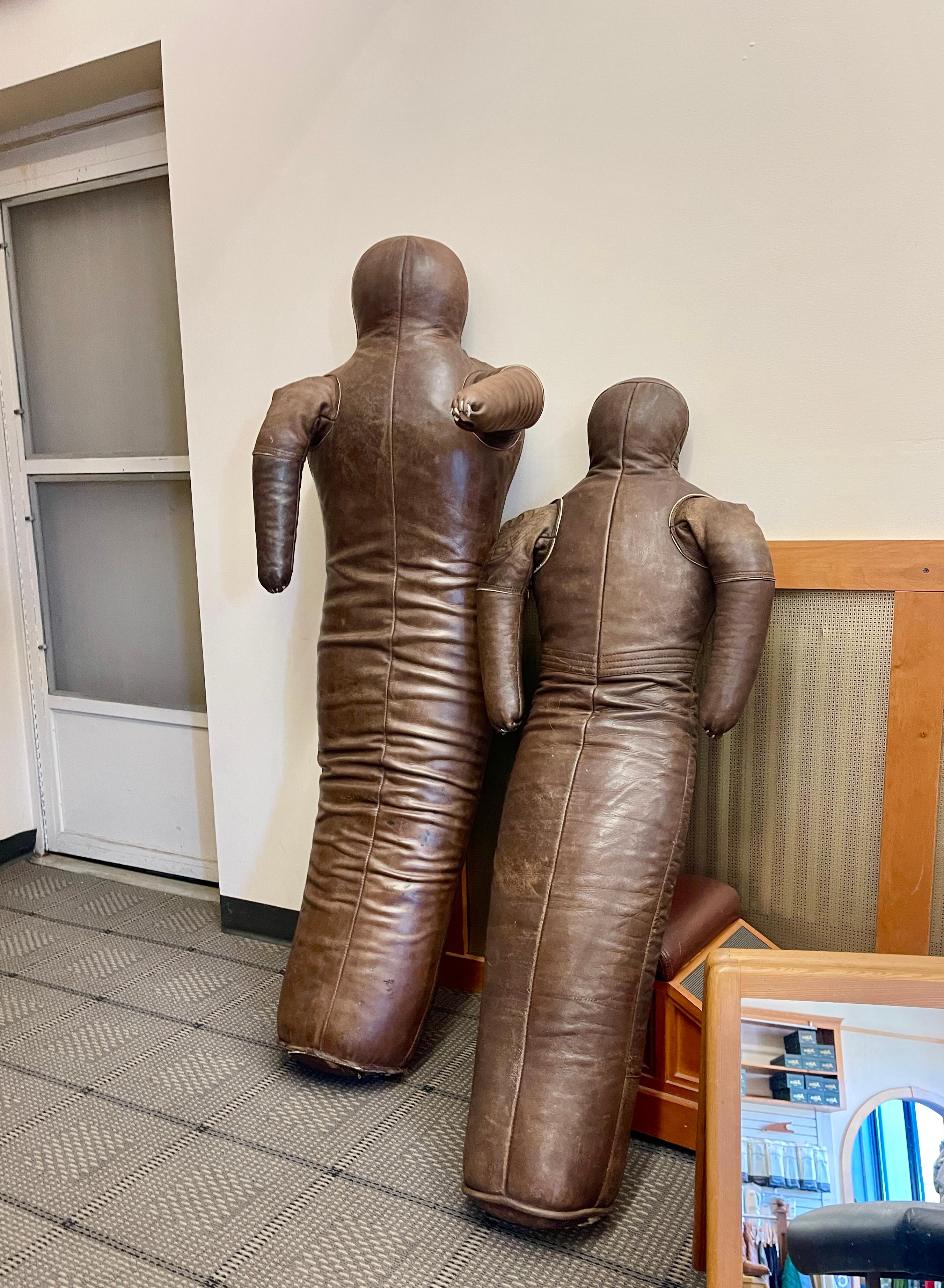 Vintage Leder Gymnasium Dummies aus Leder im Angebot 2