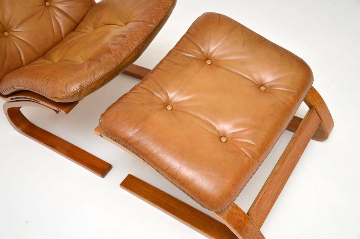 Vintage Leather Kengu Chair and Stool by Elsa and Nordahl Solheim for Rykken For Sale 4