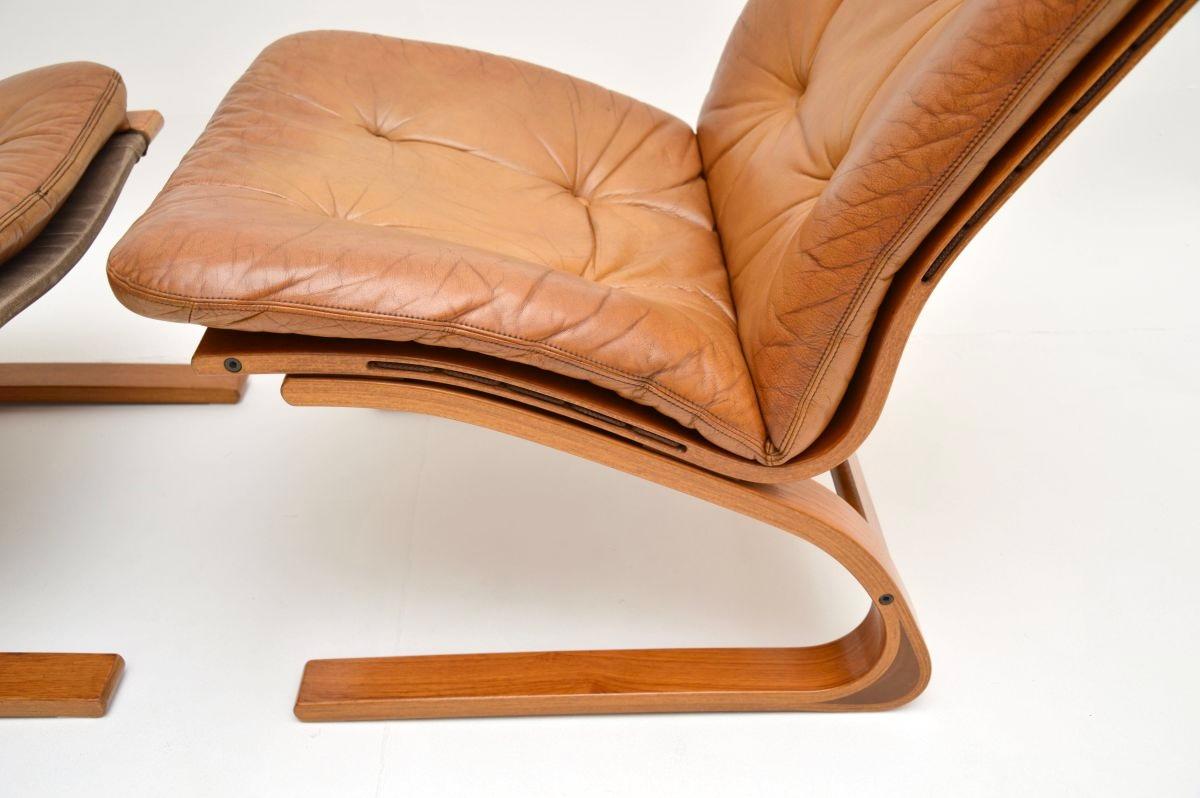 Vintage Leather Kengu Chair and Stool by Elsa and Nordahl Solheim for Rykken For Sale 3