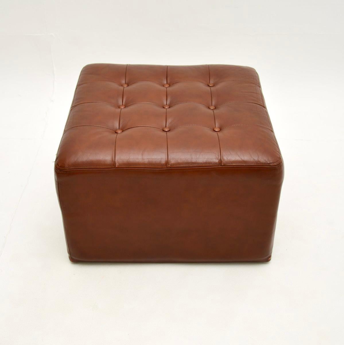 Vintage Leather Leo Armchair and Stool by Robin Day for Hille For Sale 5