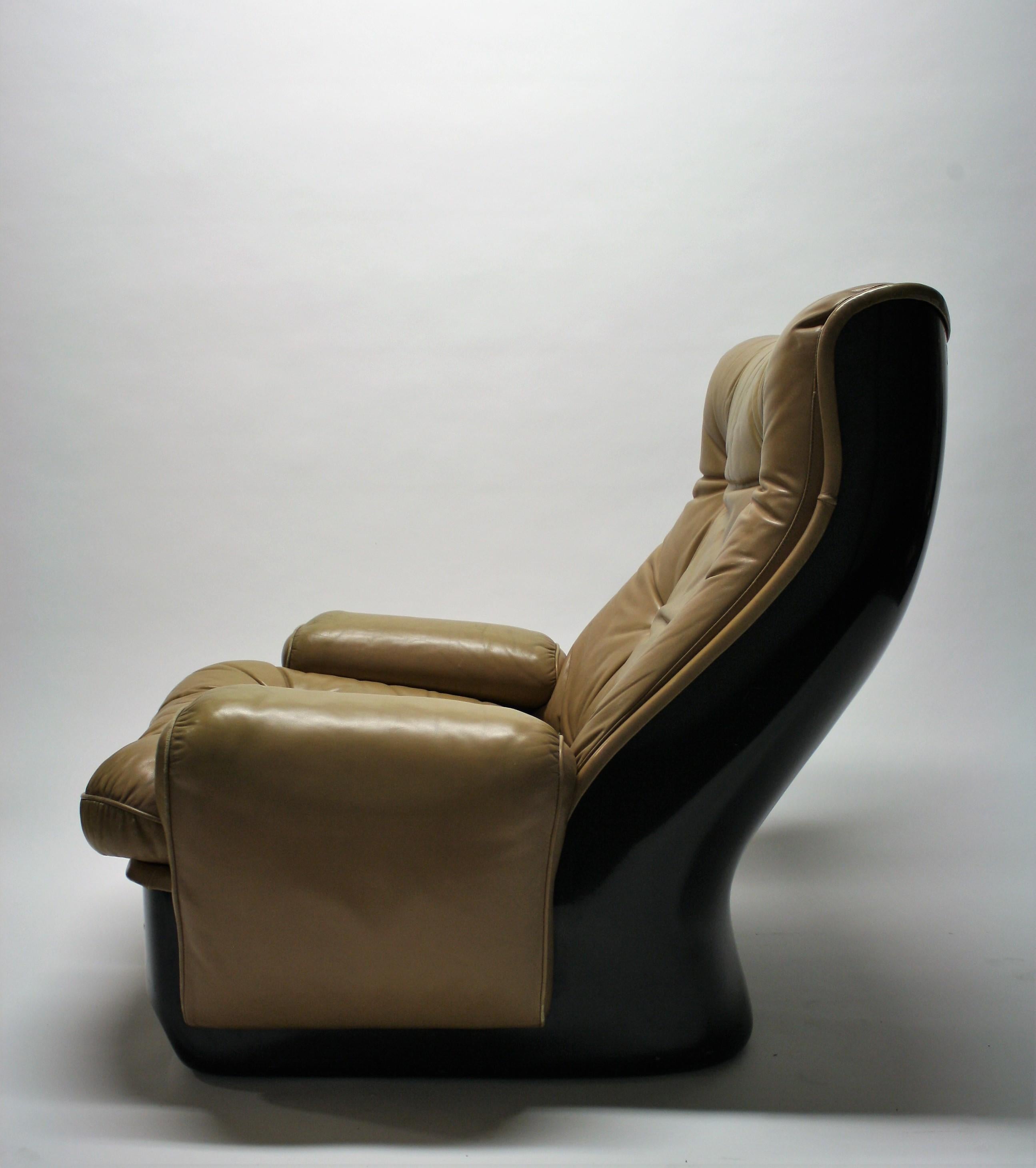Vintage Leather Lounge Chair by Airborne International, 1970s 1