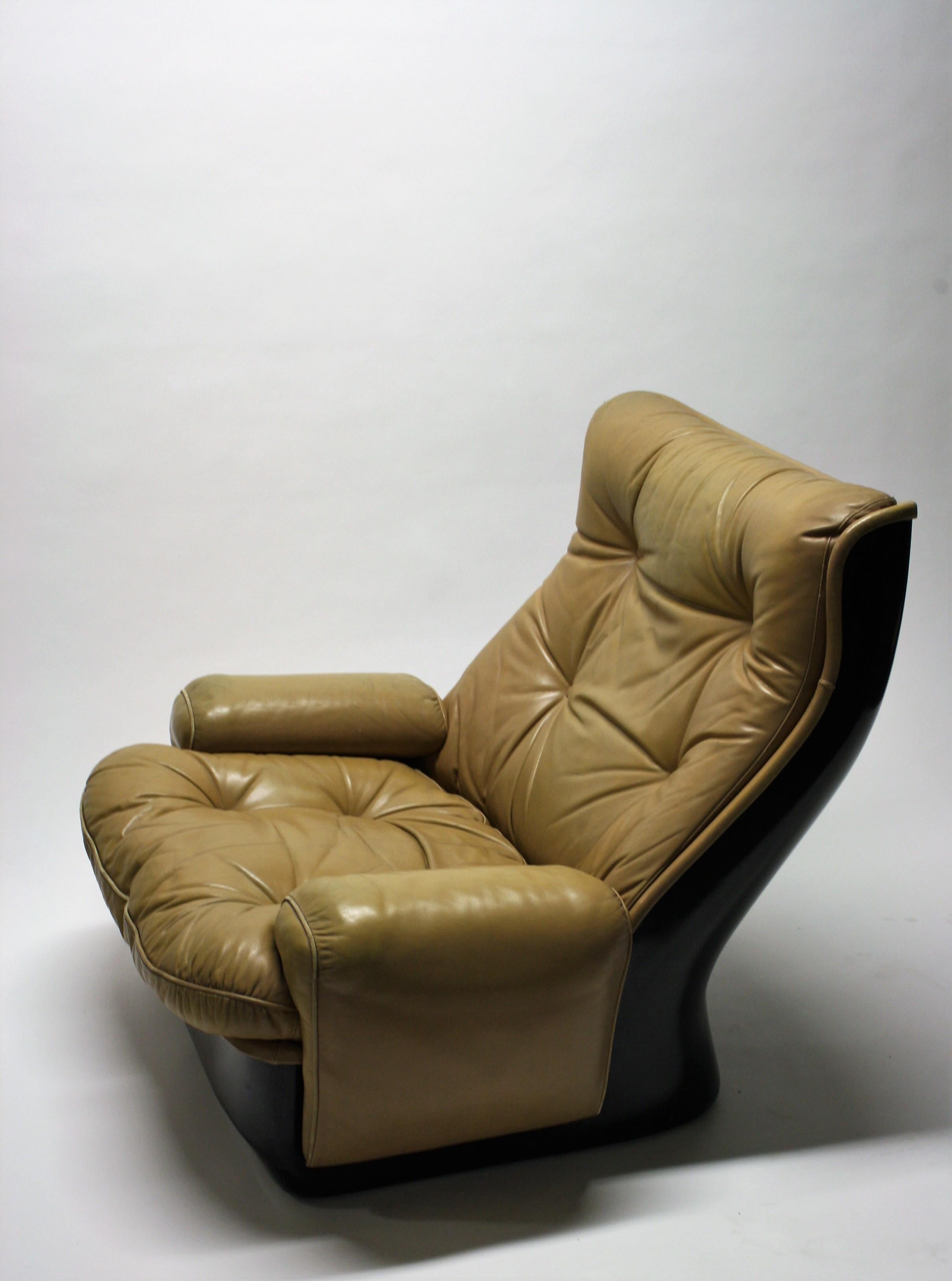 Vintage Leather Lounge Chair by Airborne International, 1970s 2