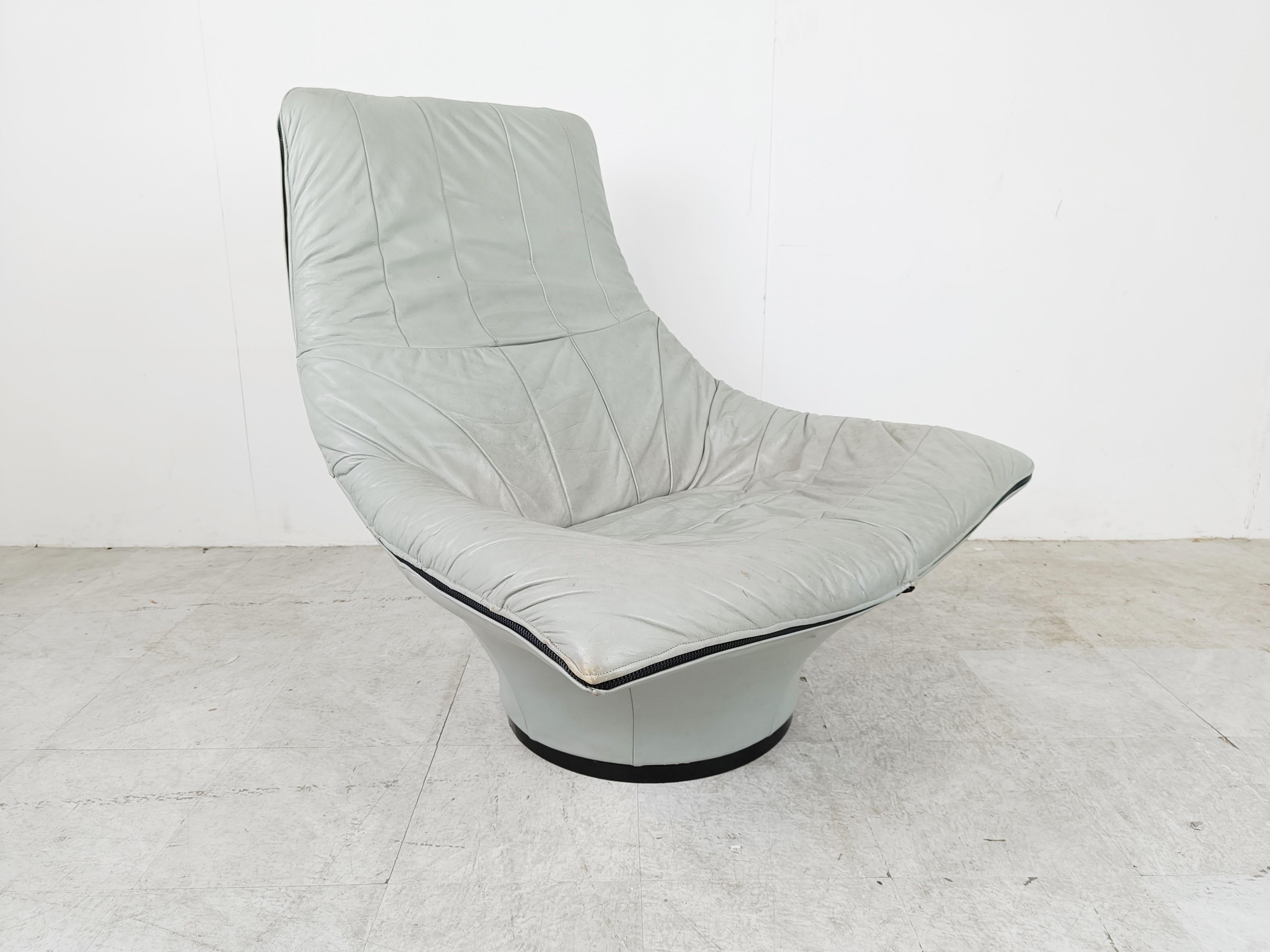 Late 20th Century Vintage leather lounge chair by Gerard van den Berg, 1970s For Sale