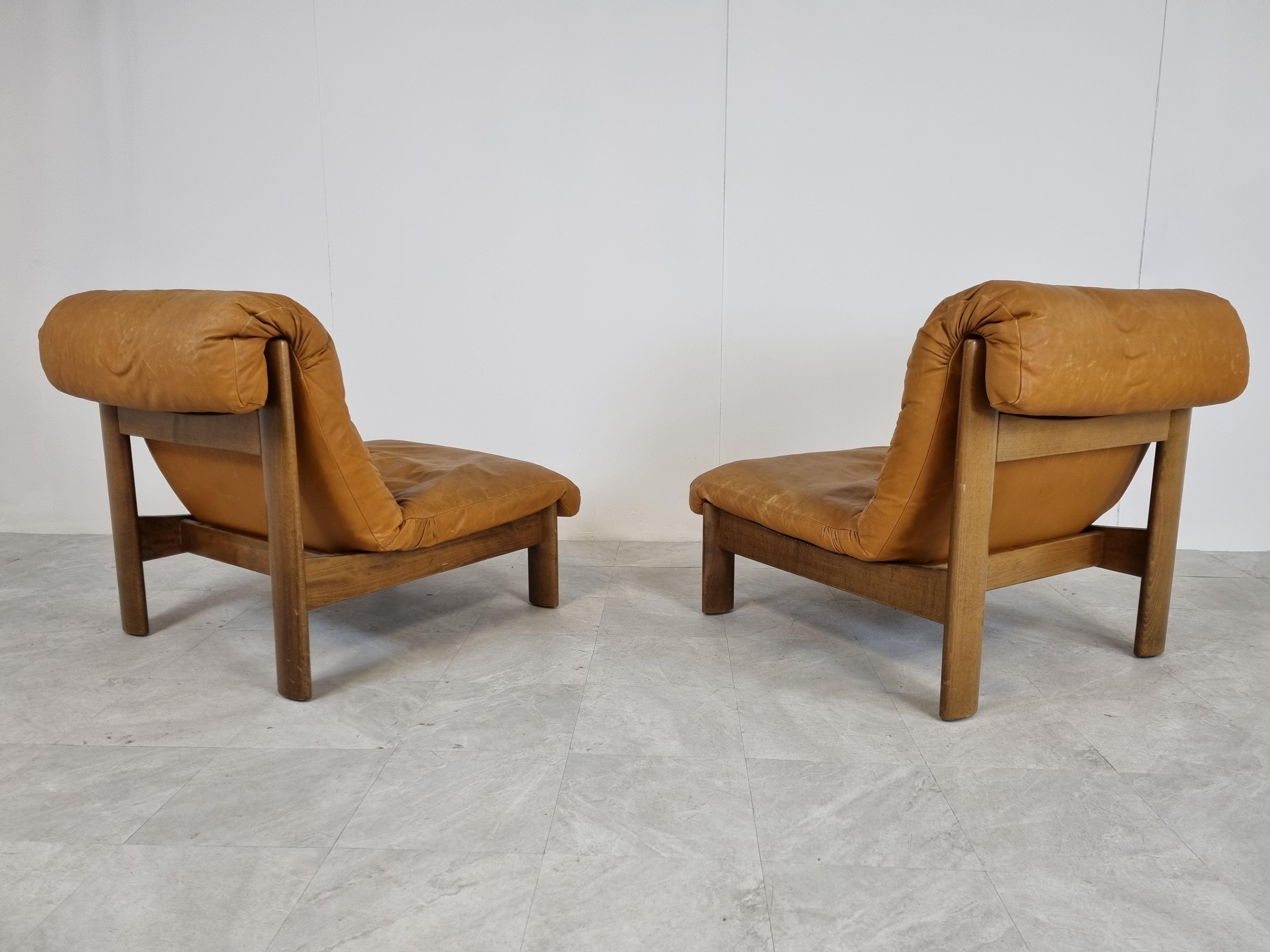 Vintage Leather Lounge Chairs, 1970s Set of 2 In Good Condition In HEVERLEE, BE