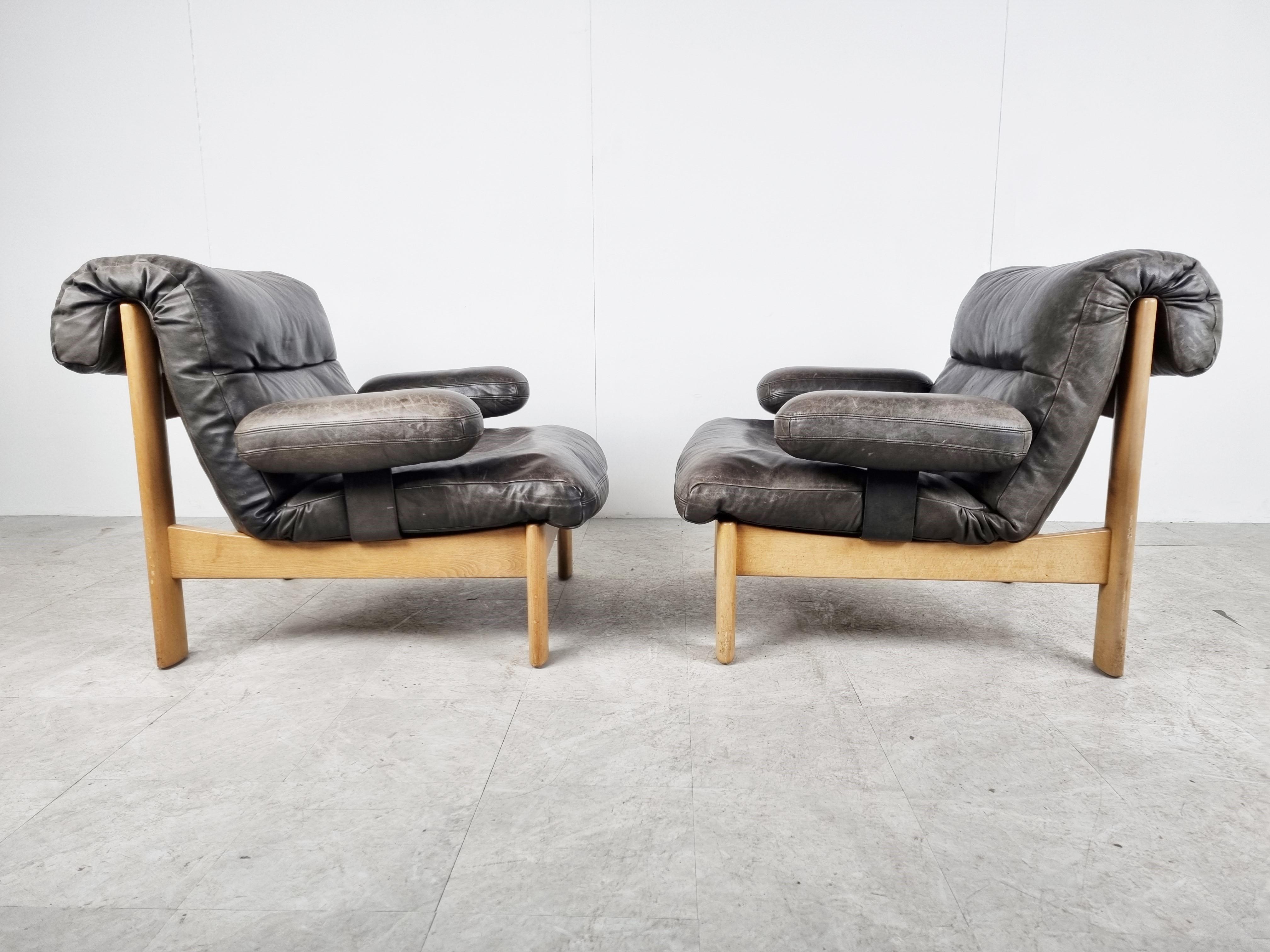 Vintage Leather Lounge Chairs, 1970s Set of 2  1
