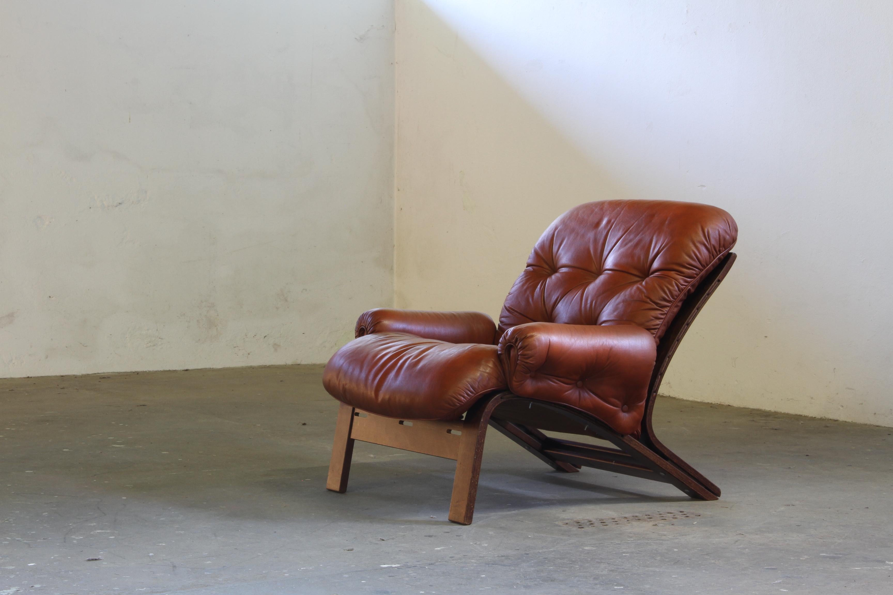 Mid-Century moderno Sedie da salotto in pelle vintage di Elsa Solheim & Nordahl Solheim per Rybo Rykken in vendita