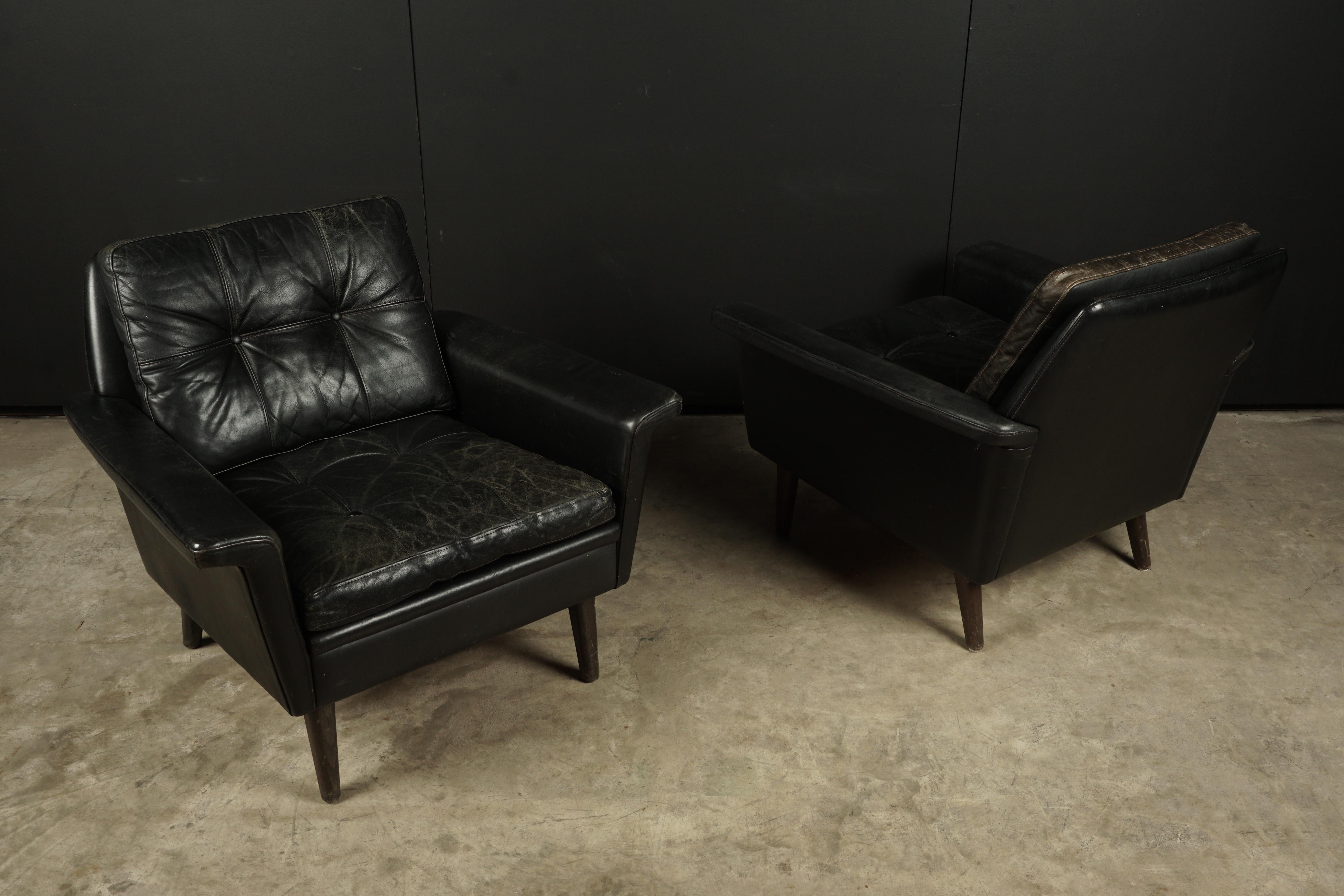 Vintage Pair of Leather Lounge Chairs from Denmark, circa 1970 3