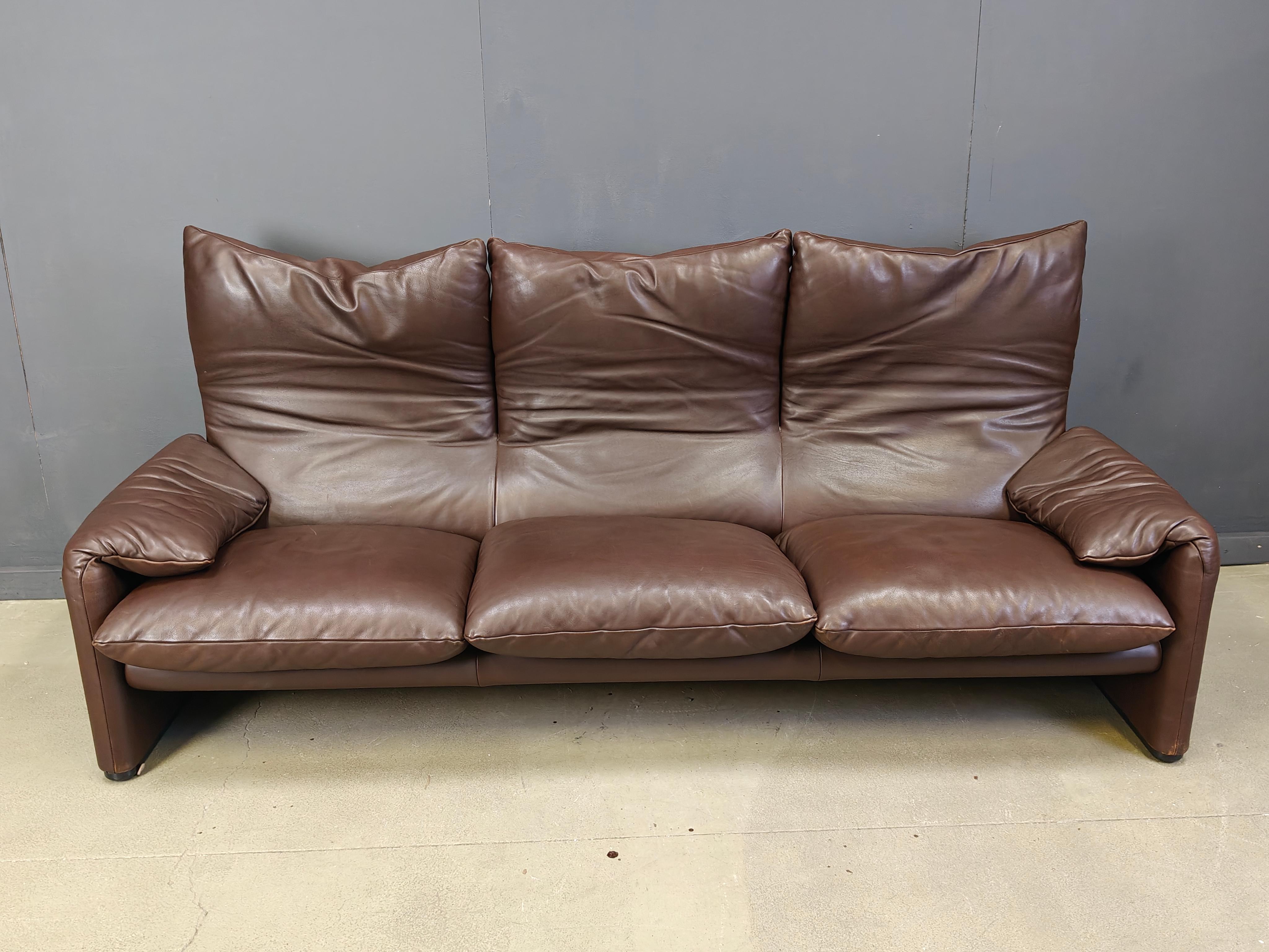 Juego de sofás de 3 plazas Maralunga de cuero vintage de Vico Magistretti para Cassina, 1973 Cuero en venta