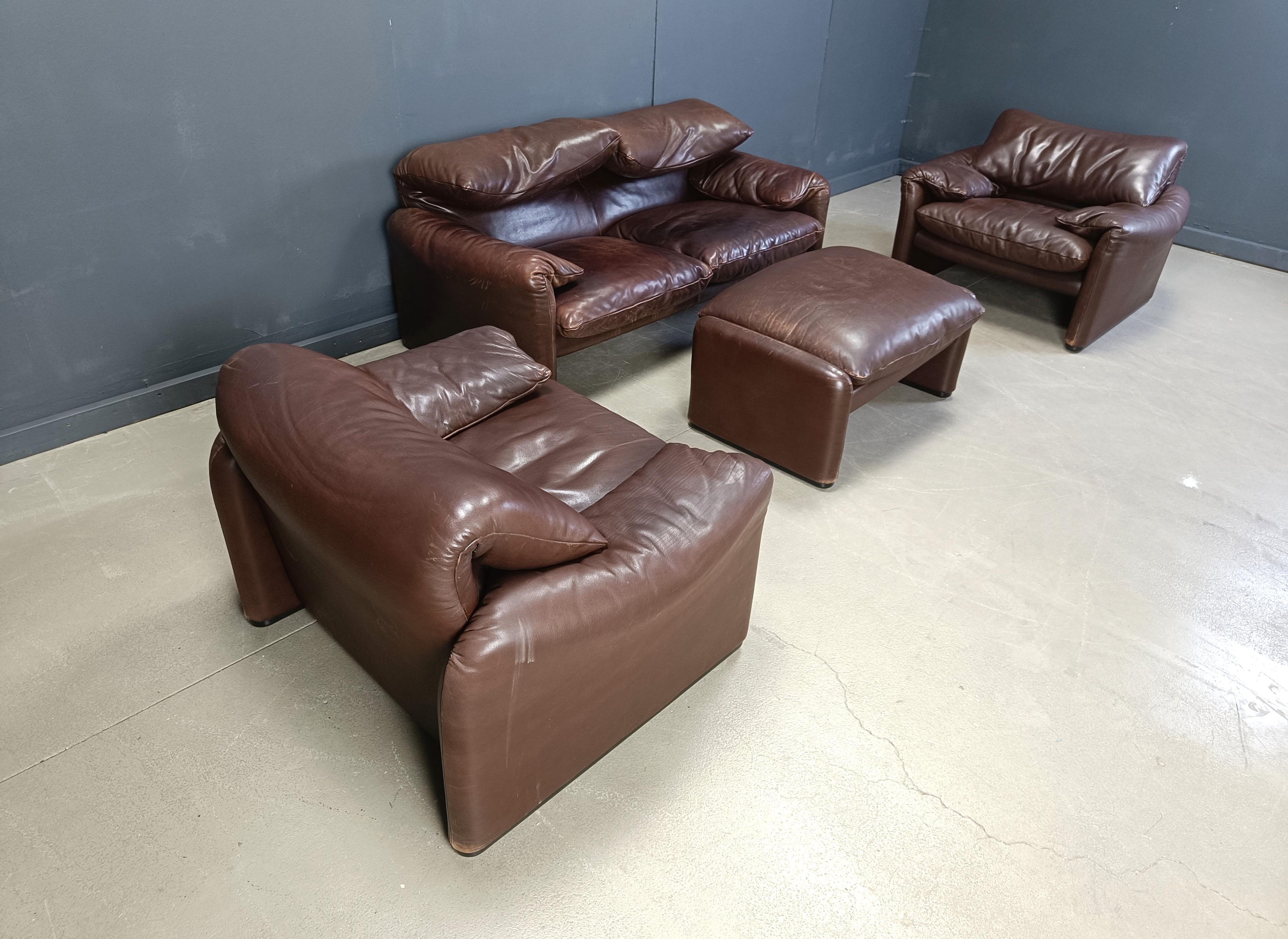 Juego de sofás Maralunga vintage de cuero de Vico Magistretti para Cassina, 1973 en venta 7