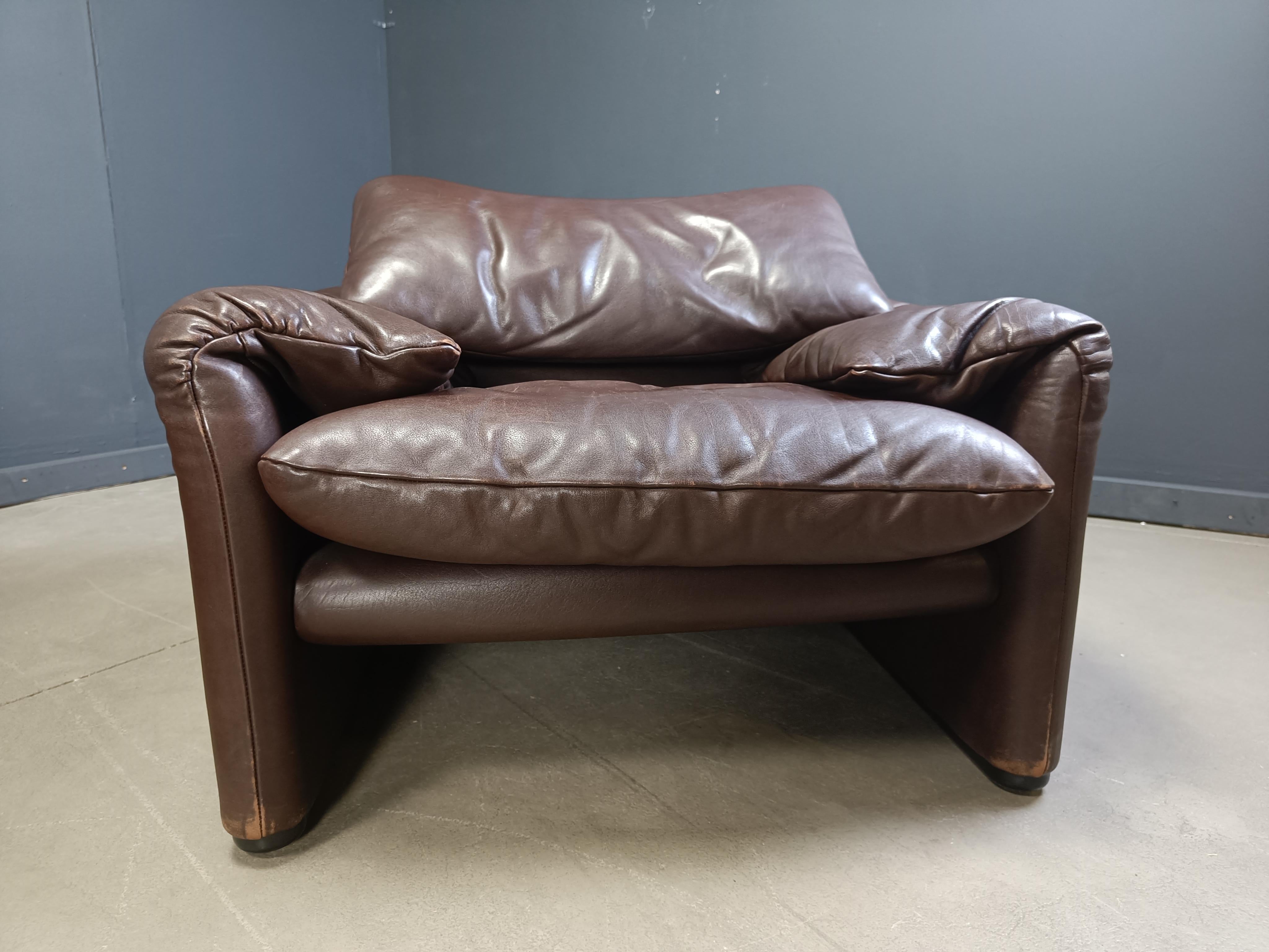 Vintage-Sofa aus Leder im Maralunga-Stil von Vico Magistretti für Cassina, 1973 im Angebot 10