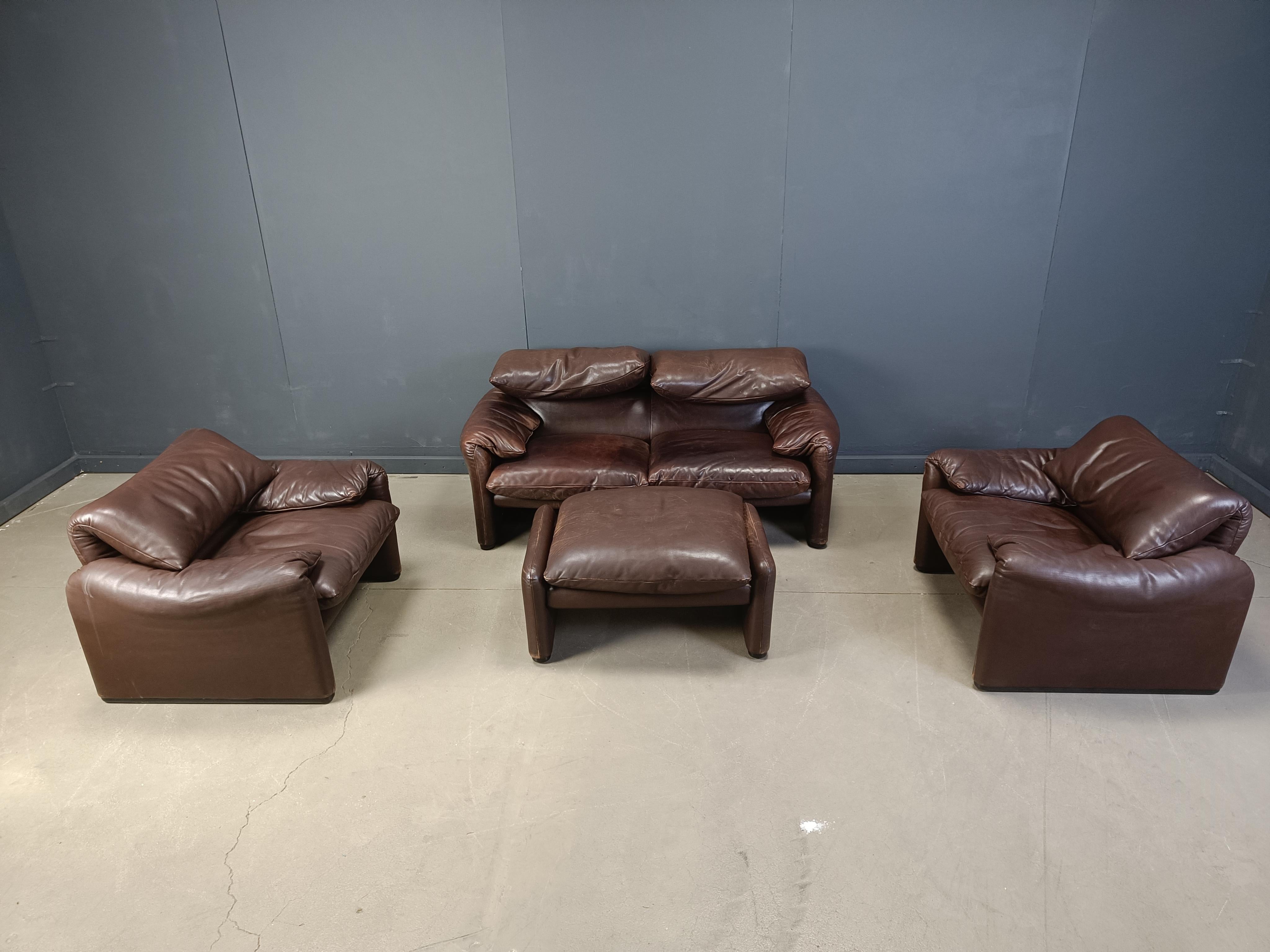 Vintage-Sofa aus Leder im Maralunga-Stil von Vico Magistretti für Cassina, 1973 (Moderne der Mitte des Jahrhunderts) im Angebot