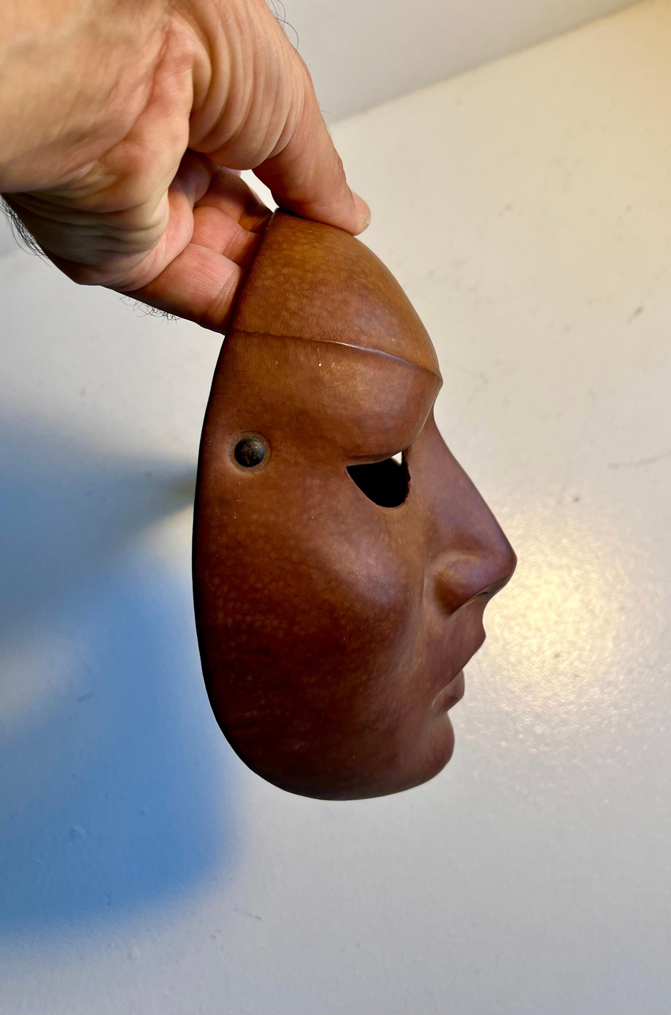 Vintage Leather Mask For Sale 2
