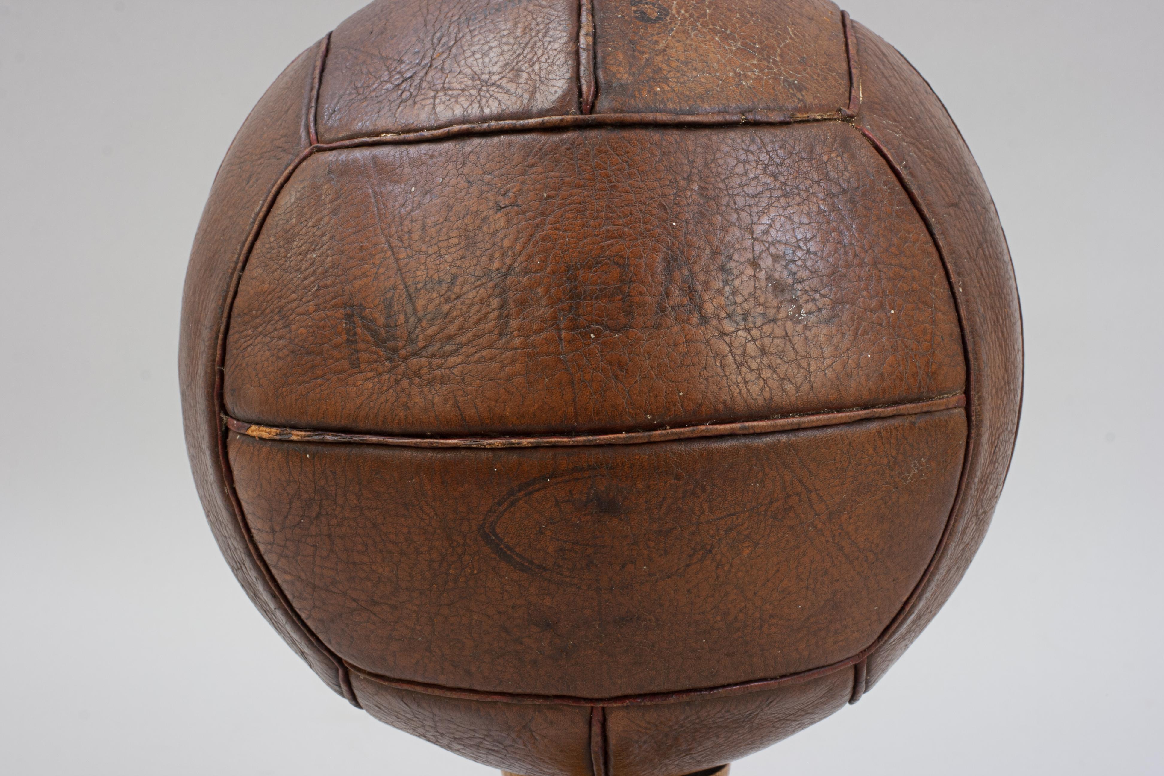 Netball de cuero vintage en venta 1