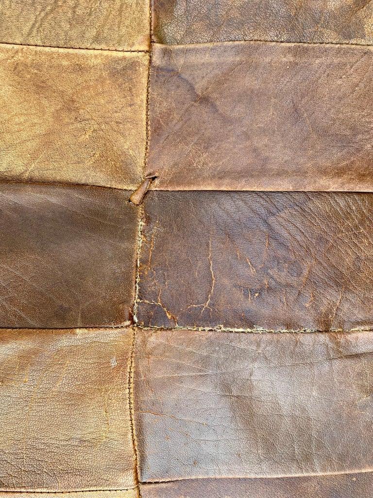 Vintage Leder-Patchwork-Sofa-Tagesbett aus Leder, ca. 1970er Jahre (20. Jahrhundert) im Angebot