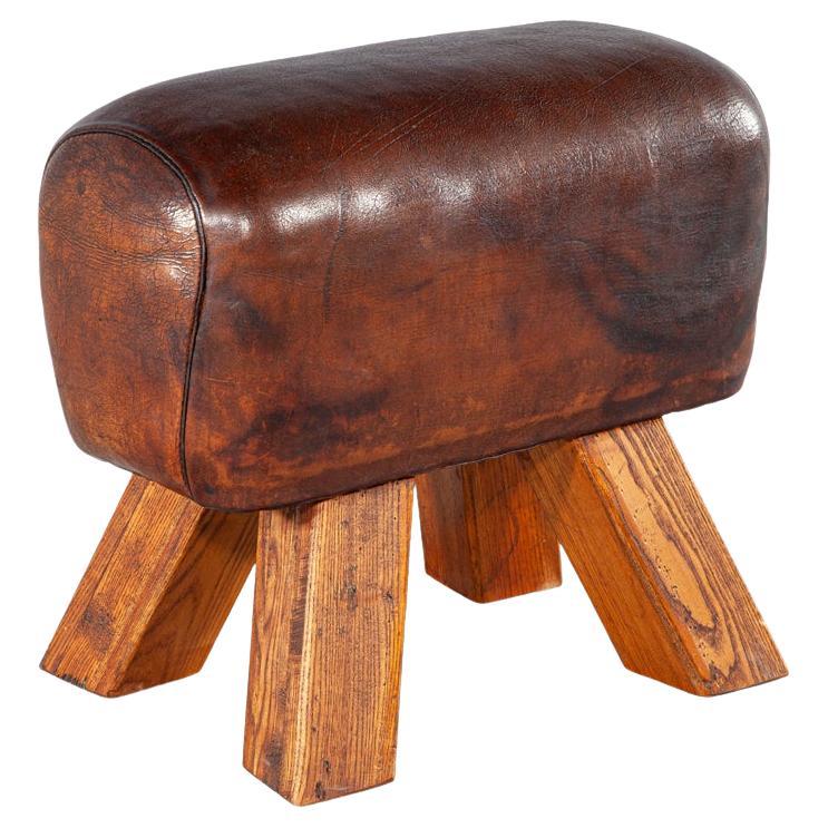 Tabouret vintage en cuir pour cheval d
arçon Circa 1950
s