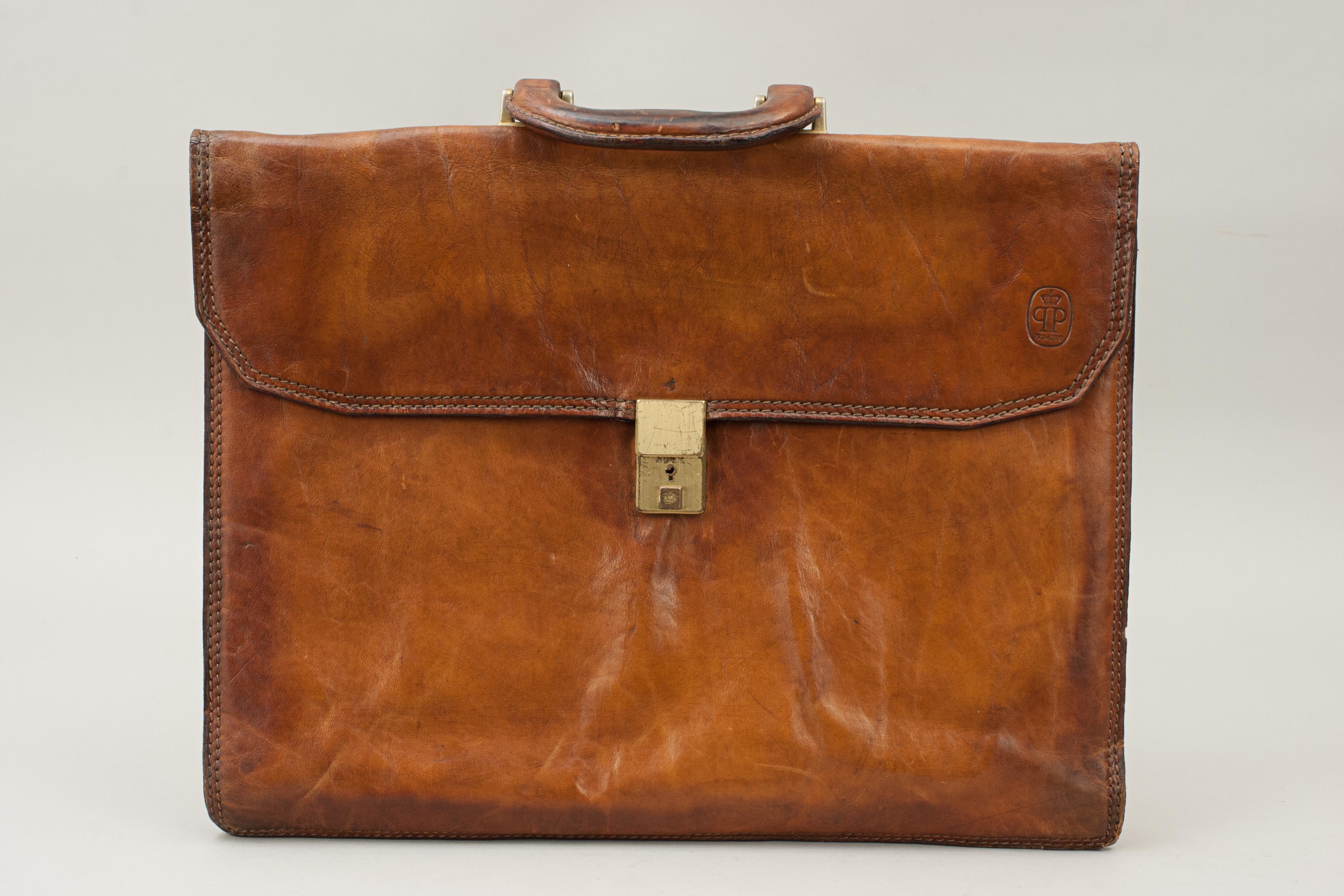 Mid-20th Century Vintage Leather Principe Expandable Attache Case Brief Case