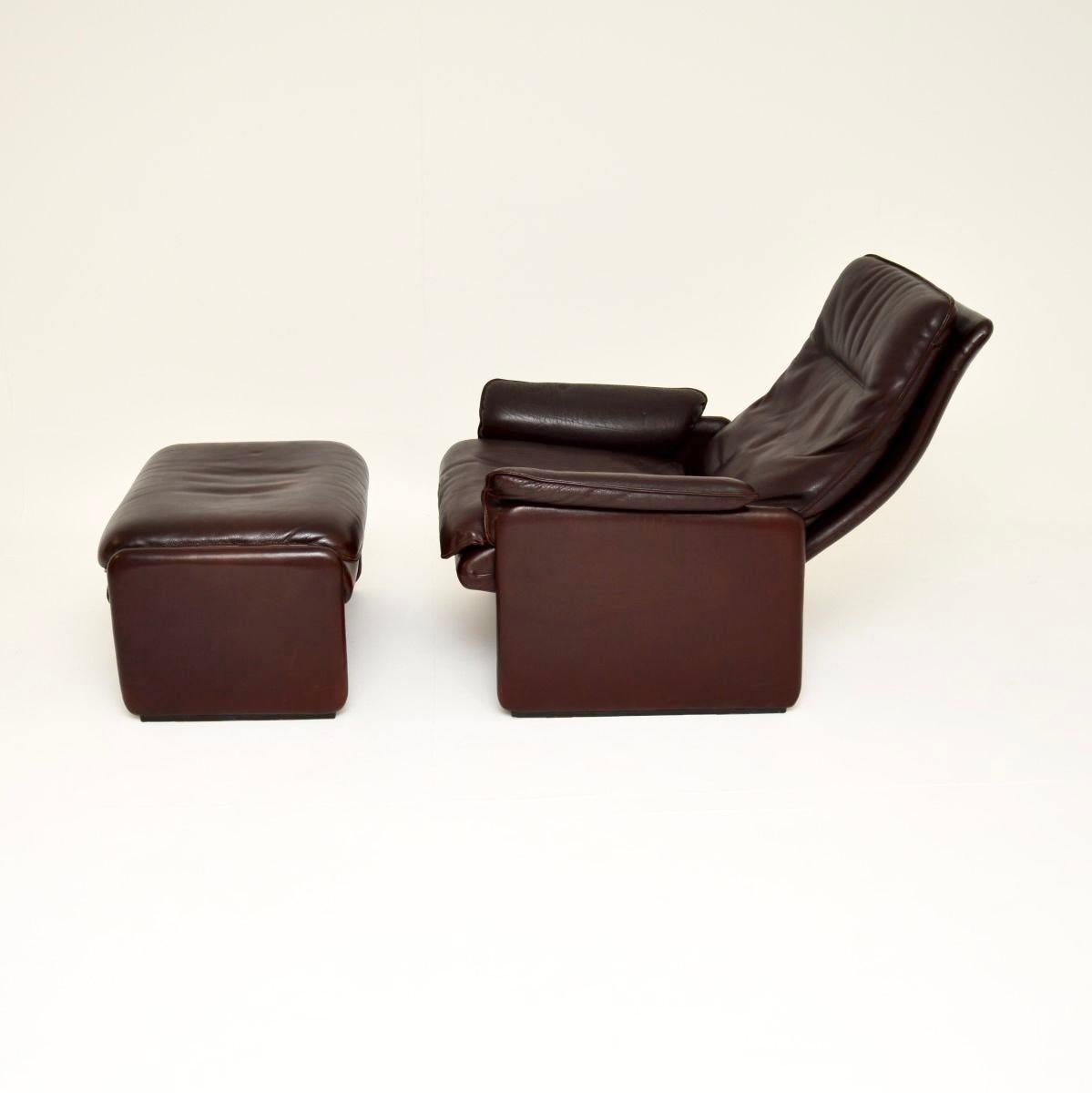 Vintage Leather Reclining Armchair and Stool by De Sede In Good Condition For Sale In London, GB