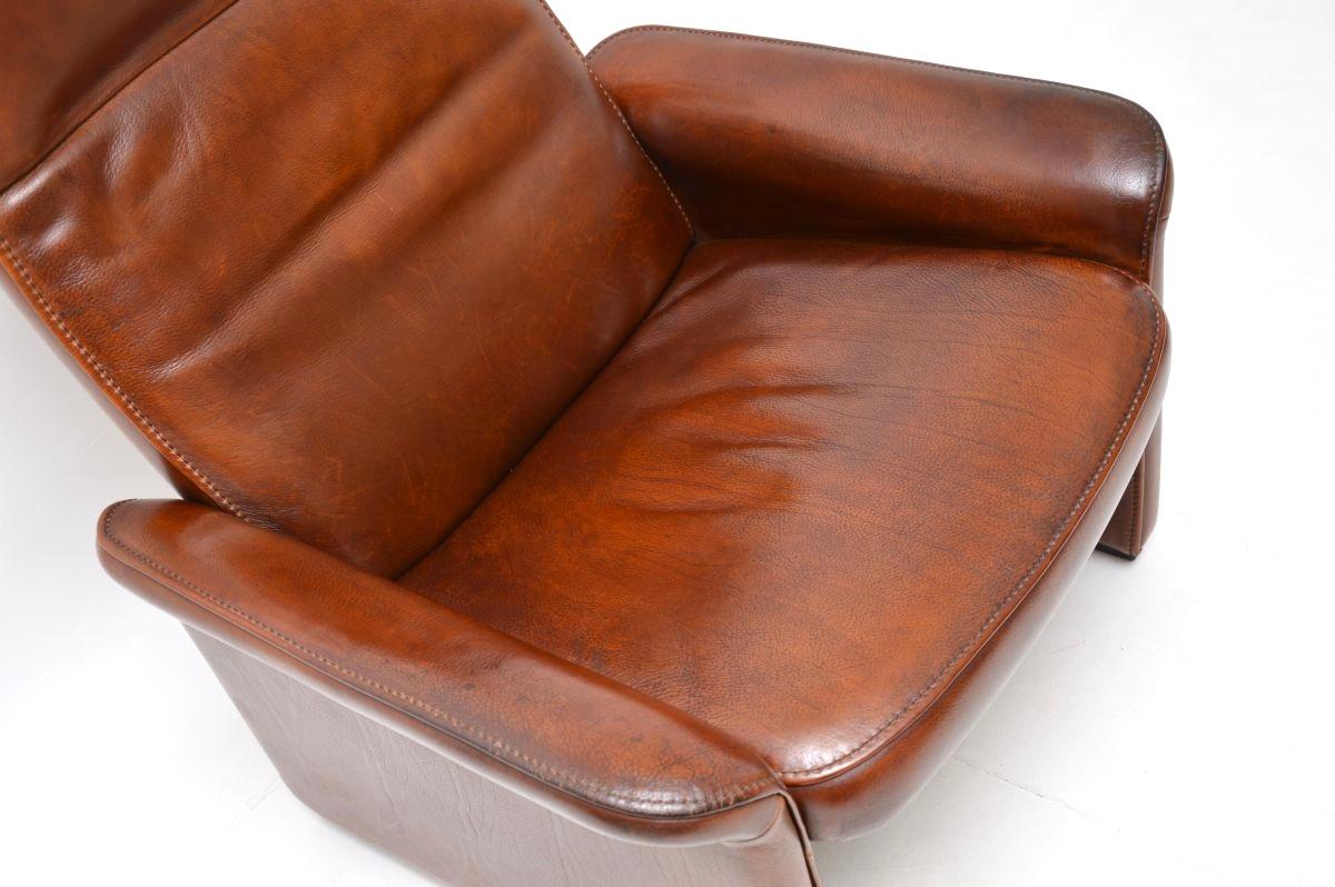 Poltrona e sgabello reclinabili DS 50 in pelle vintage di De Sede in vendita 3