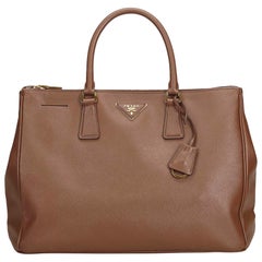 Vintage Leather Saffiano Galleria Handbag w Dust Bag Authenticity Card