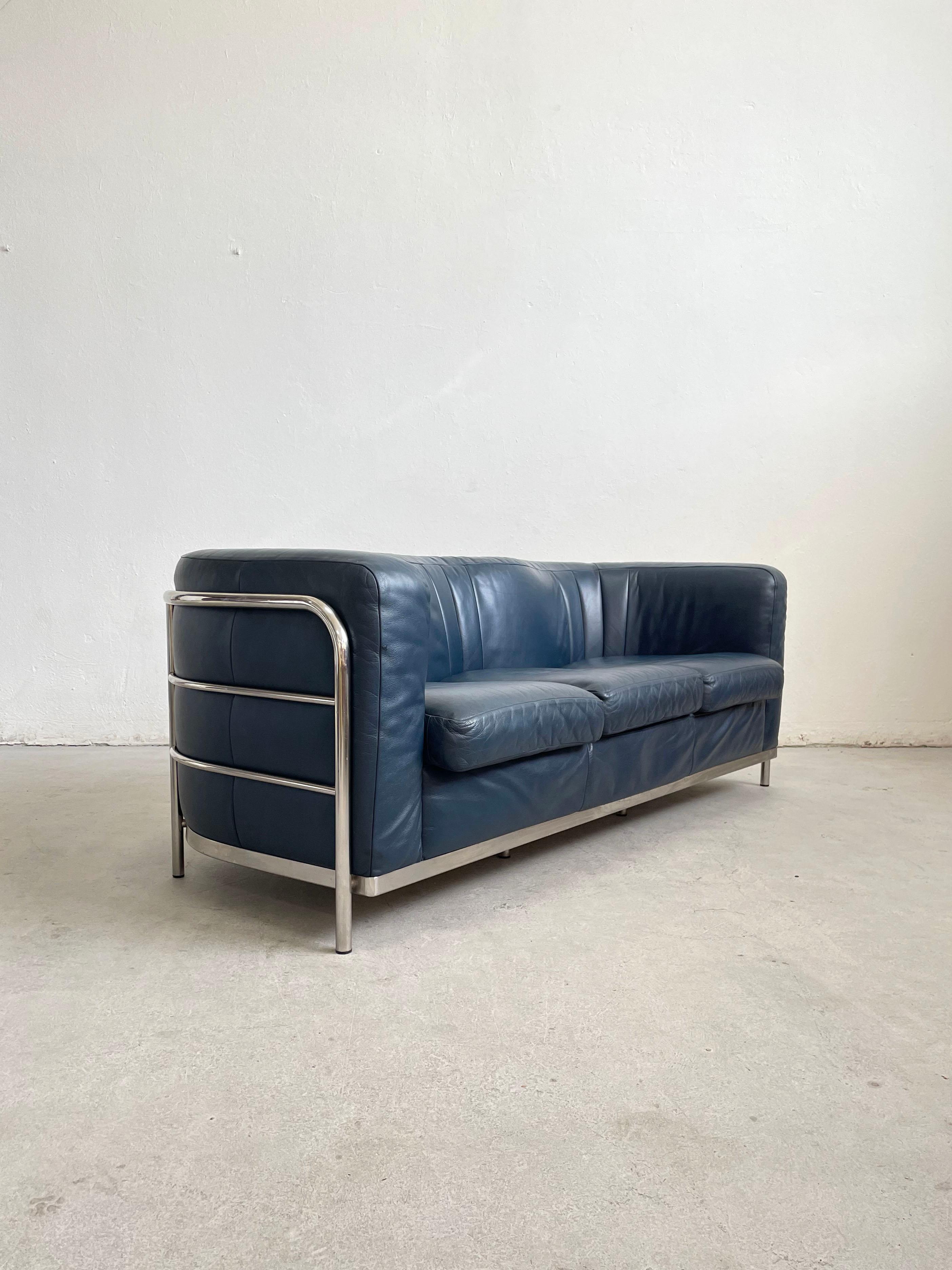 Vintage Leather Sofa 'Onda' by De Pas D’Urbino and Lomazzi for Zanotta, 1980s  In Good Condition In Zagreb, HR