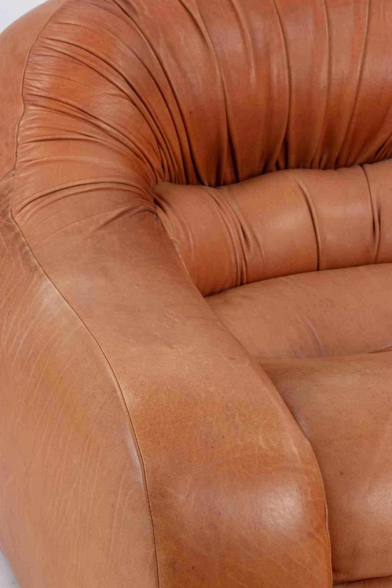 Vintage Leather Sofa Set in the style of Giuseppe Munari, Italy, 1970s For Sale 2