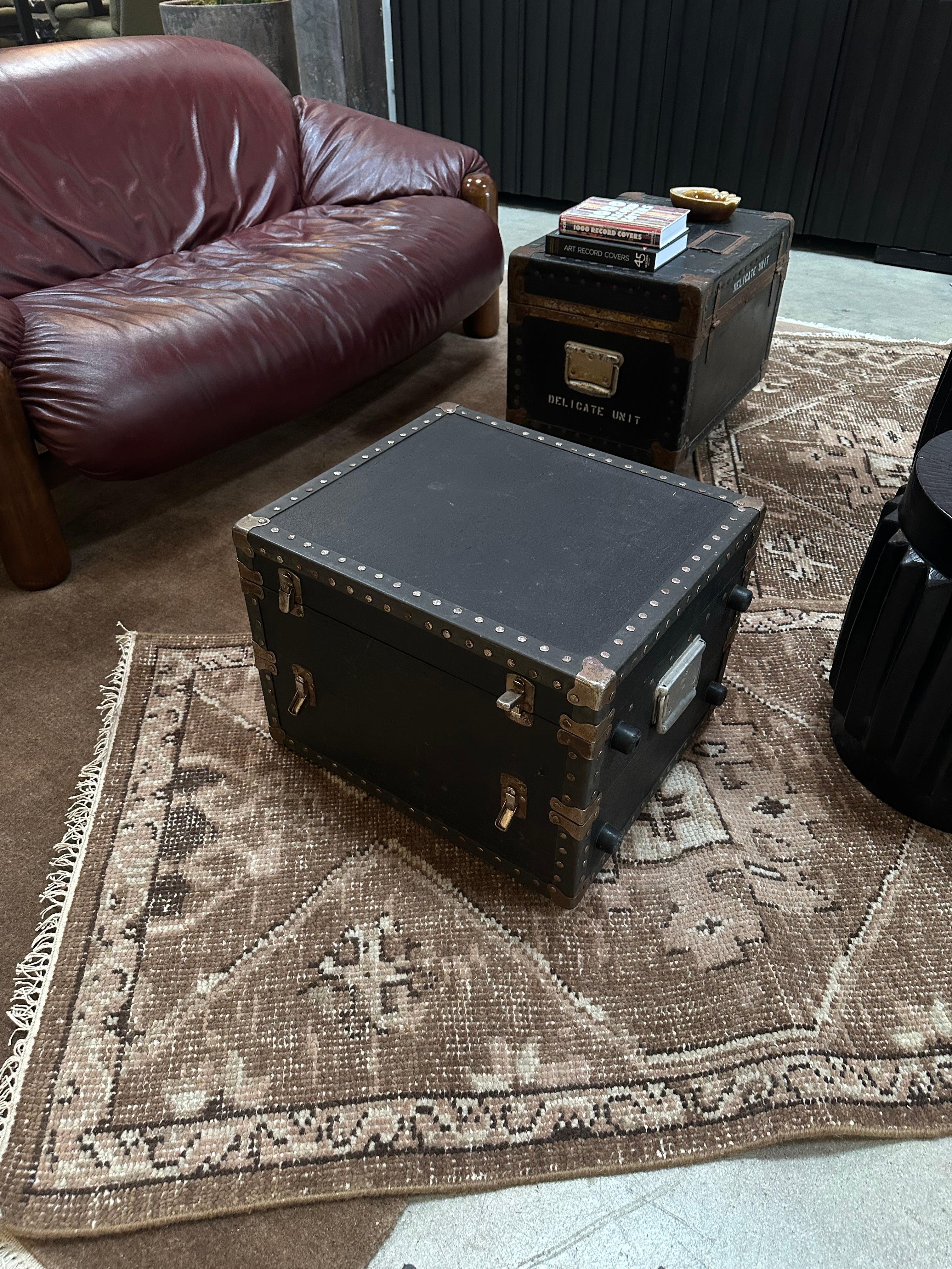 Baúl de cuero vintage en venta 3