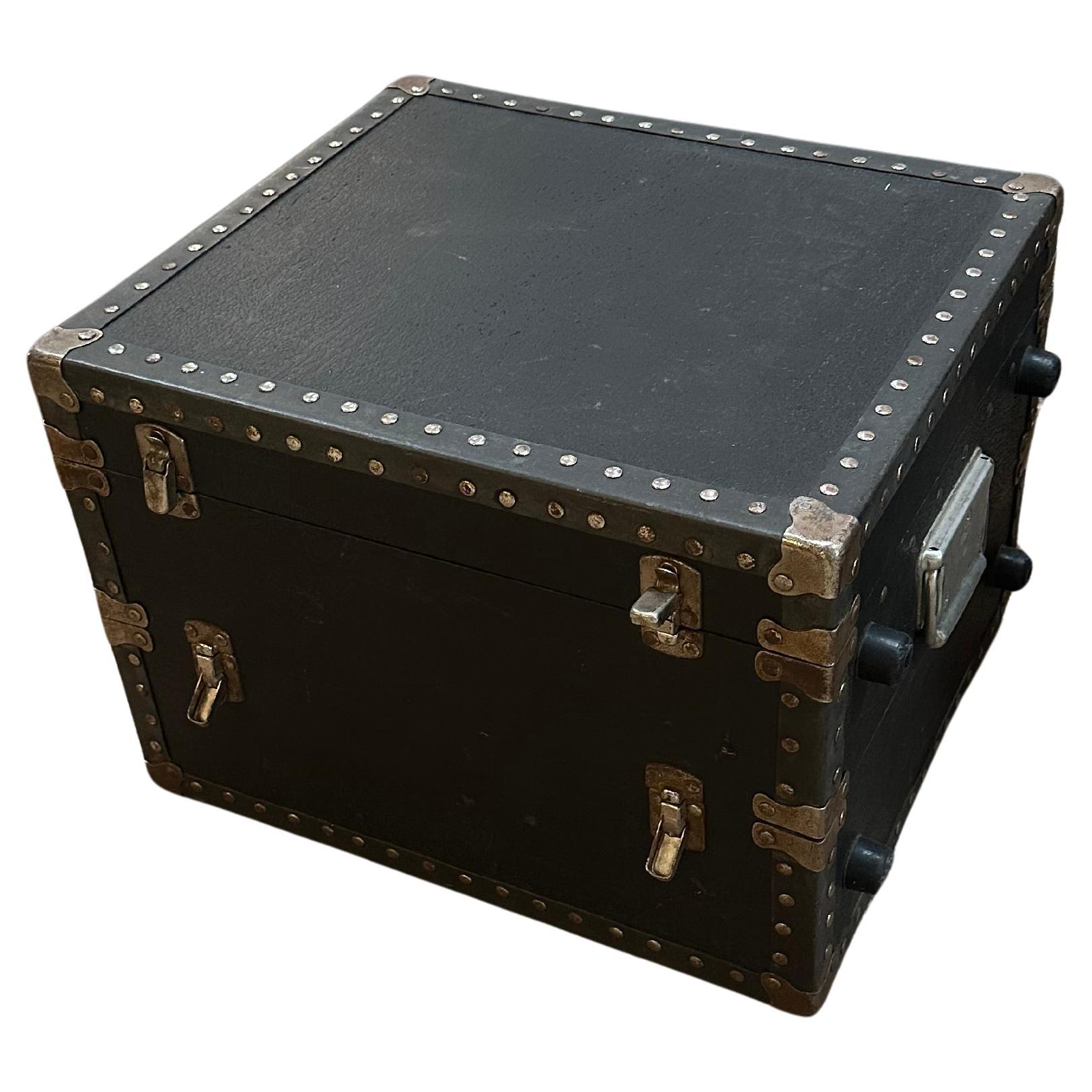 Baule portaoggetti in pelle vintage